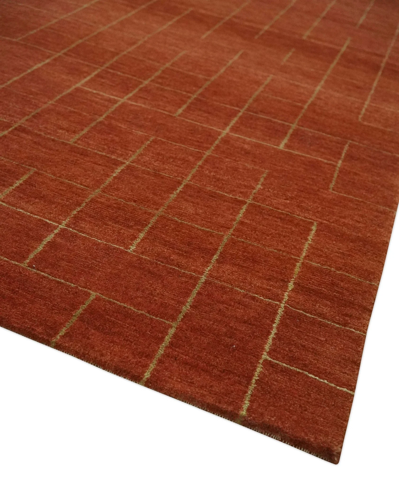 Modern Geometrical Rust and Gold 6x9 Hand loom Wool and Art Silk Area Rug - Image 6
