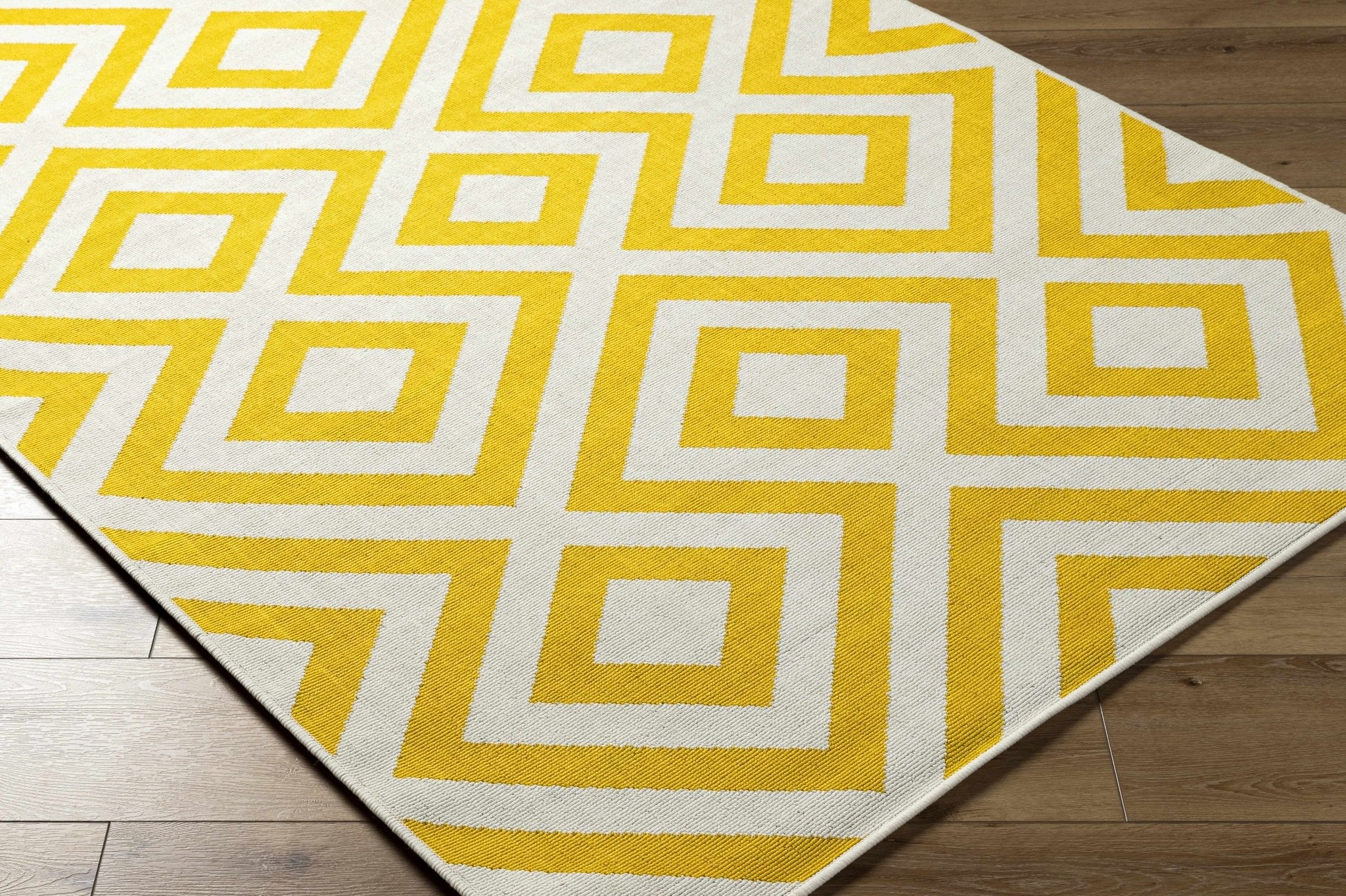Geometrical Spilsby Yellow And White Machine Woven Outdoor Rug - Image 3