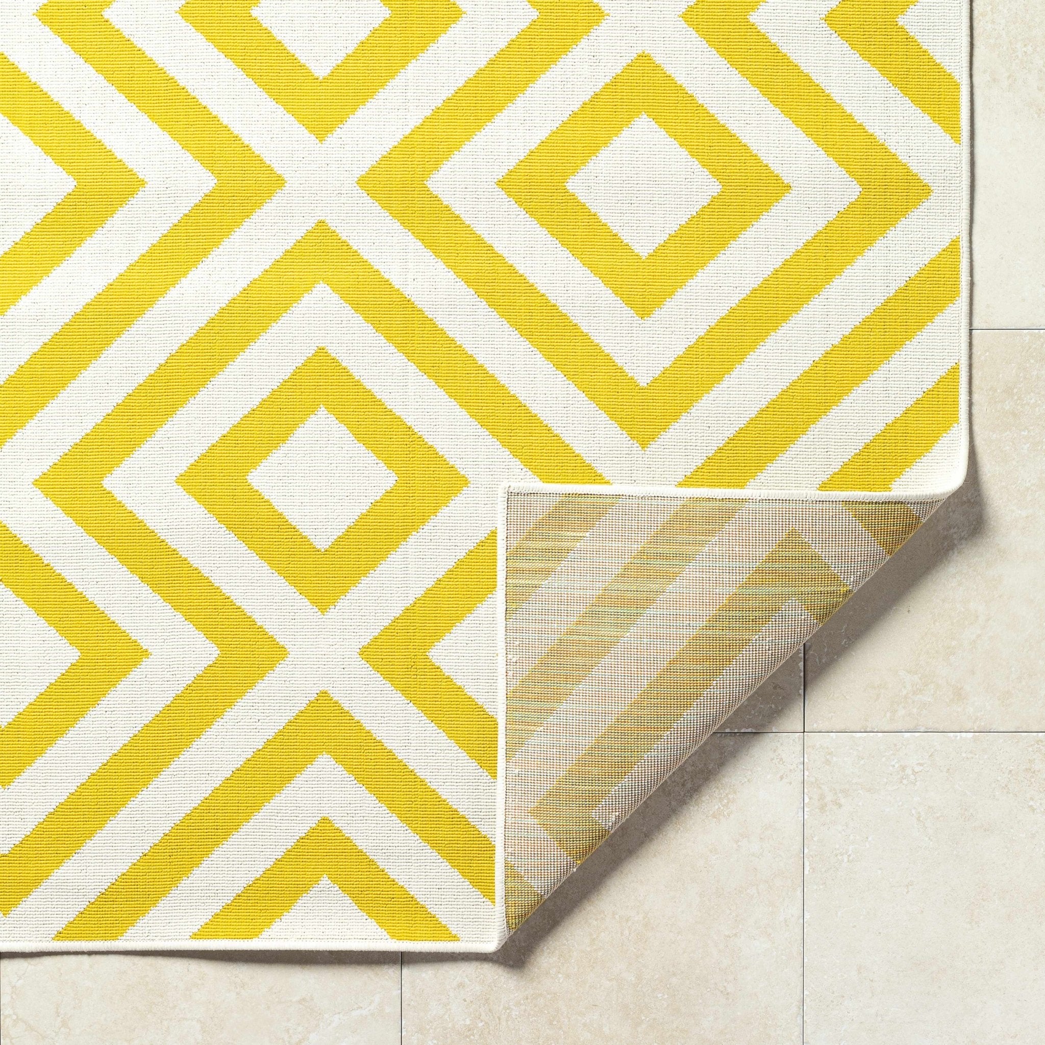 Geometrical Spilsby Yellow And White Machine Woven Outdoor Rug - Image 4