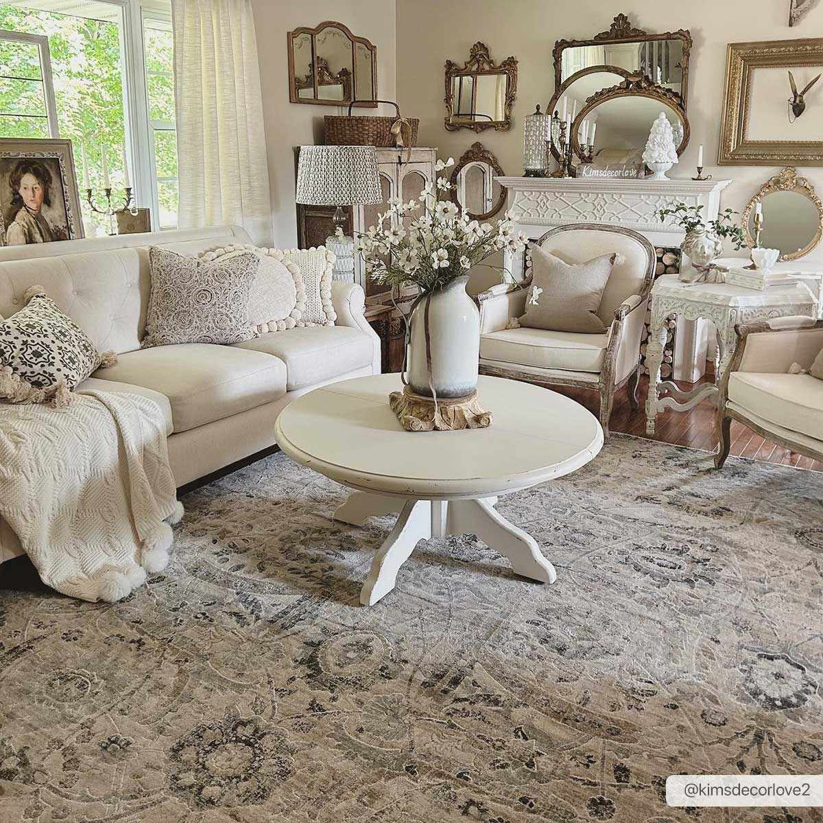 Antique look Beige, Gray and Charcoal Traditional Oriental Oushak rug - Image 9