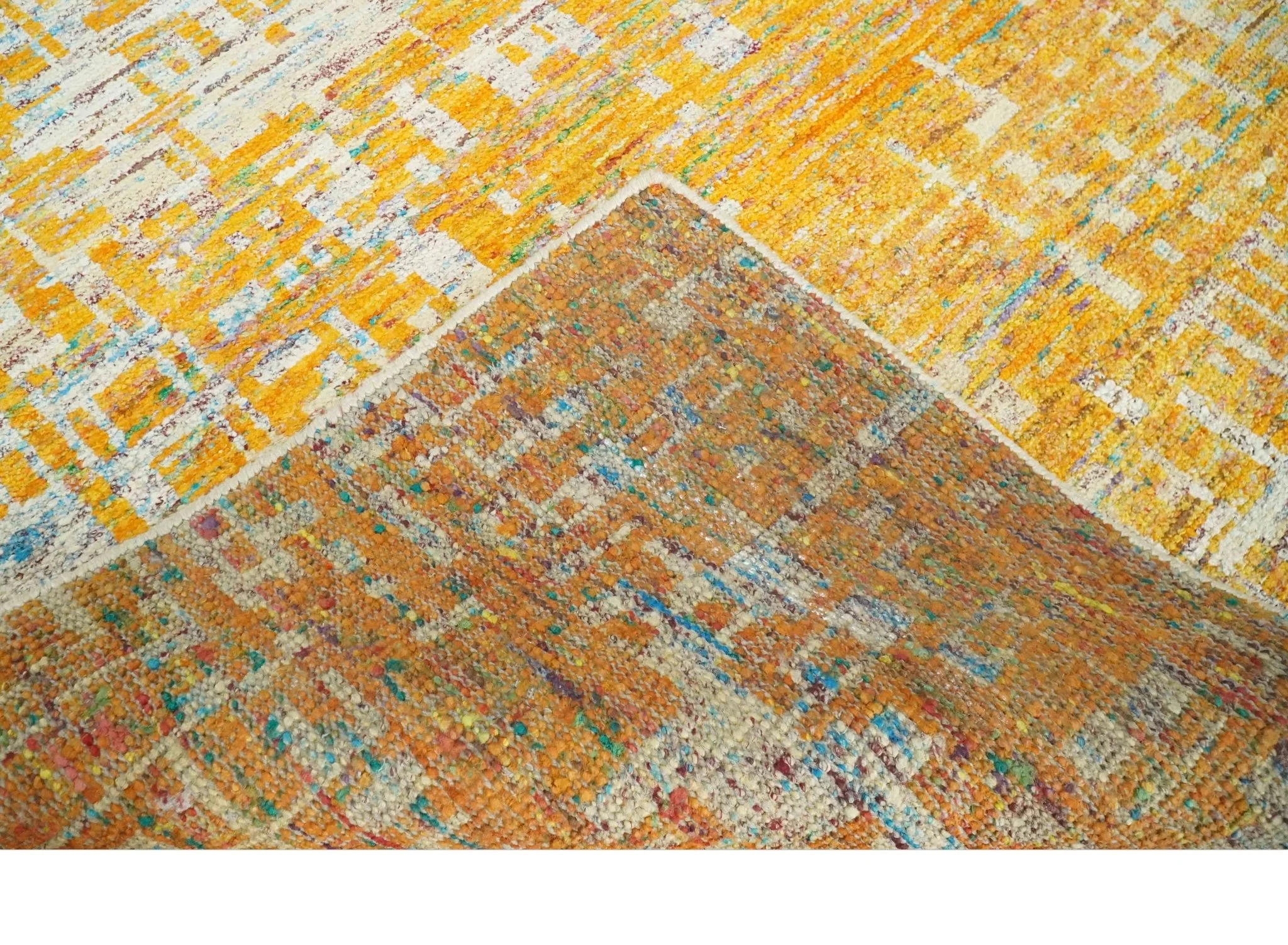 Gold and Ivory Modern Abstract 5x8 Recycled Art Silk Area Rug - Image 6