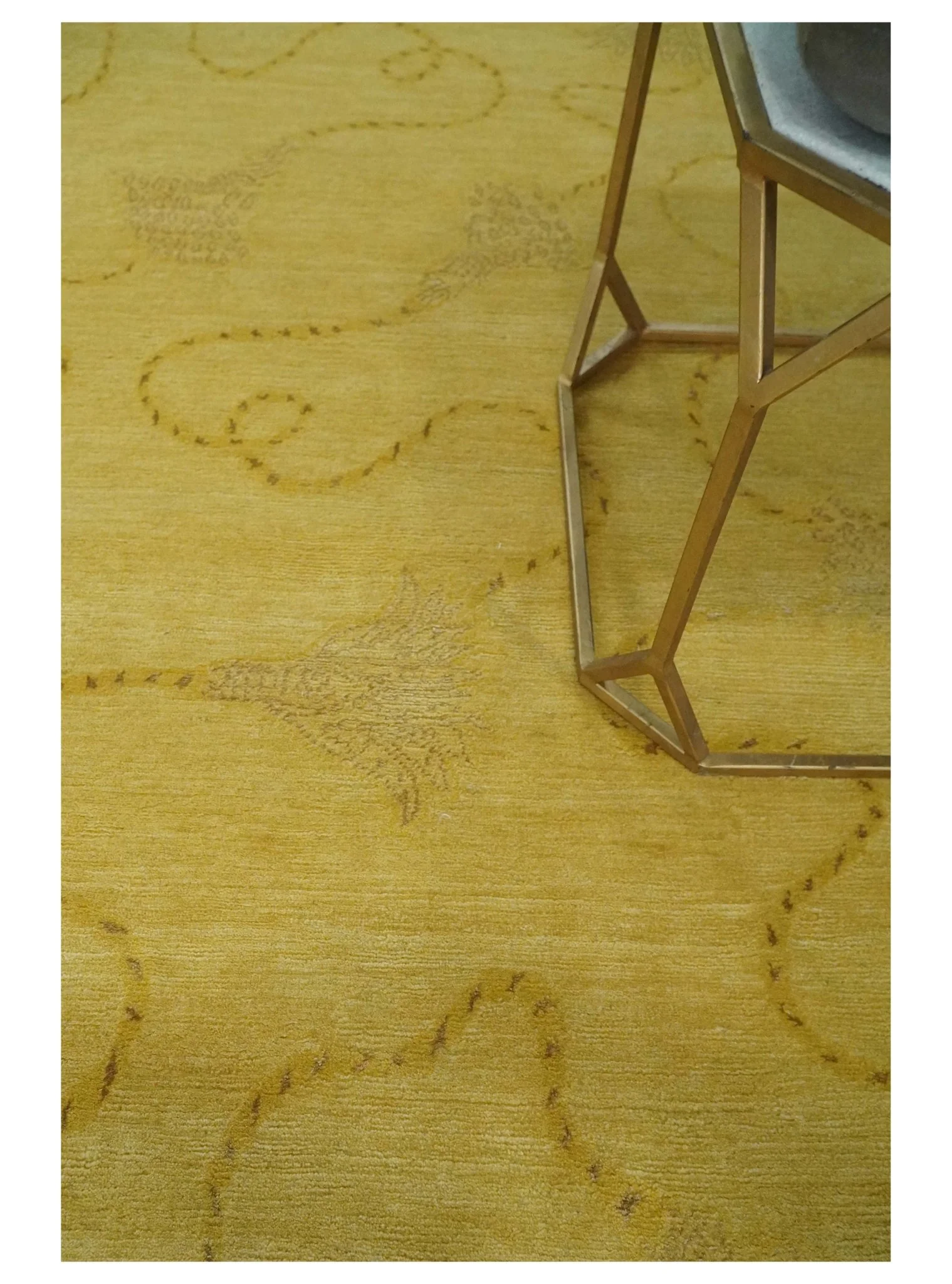 Gold Hand knotted contemporary 6x9 wool And Art Silk Area Rug - Image 3