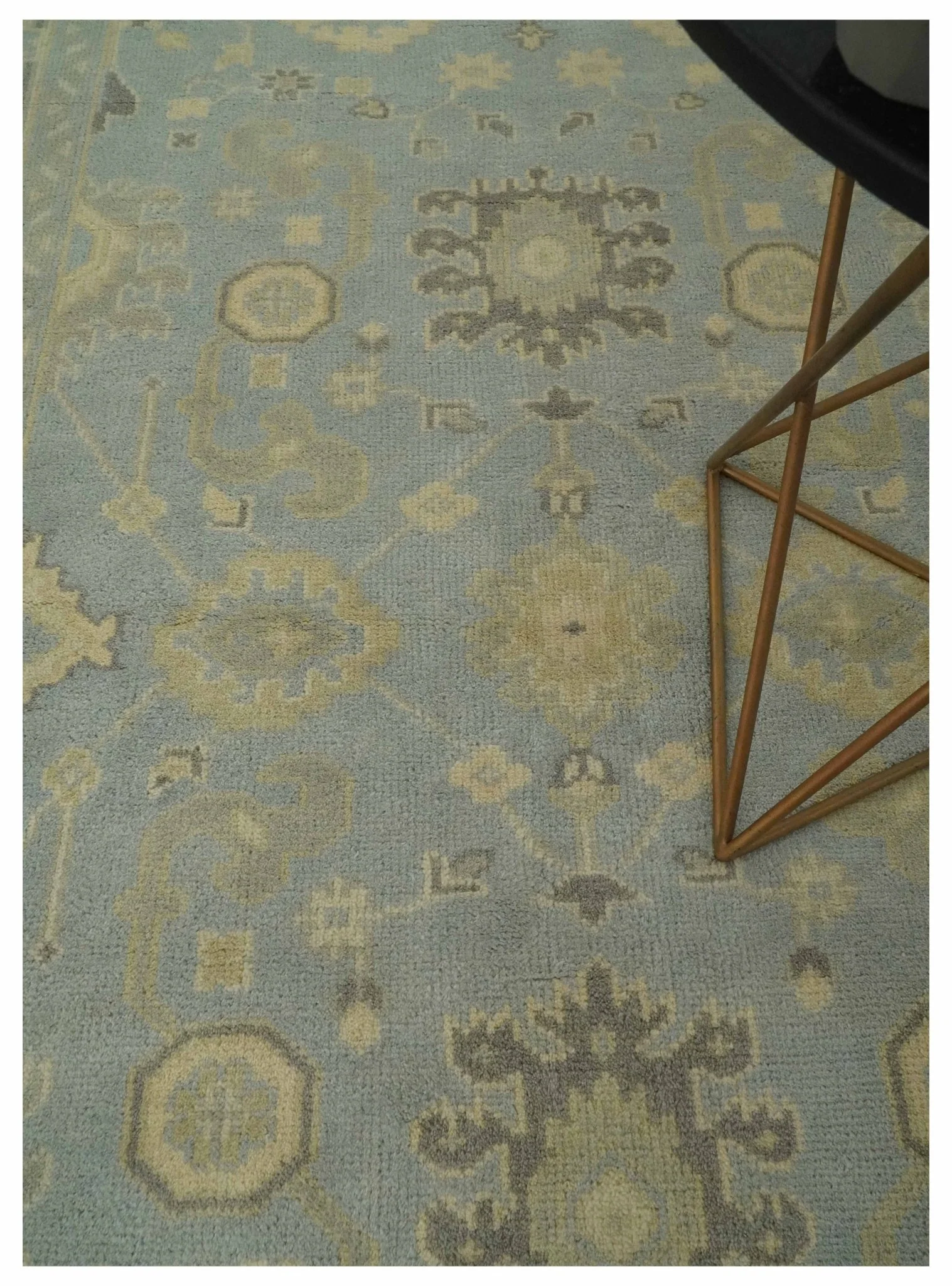 Vintage Style Hand Knotted Gray and Beige 6x9 Traditional Oriental Oushak wool rug - Image 2
