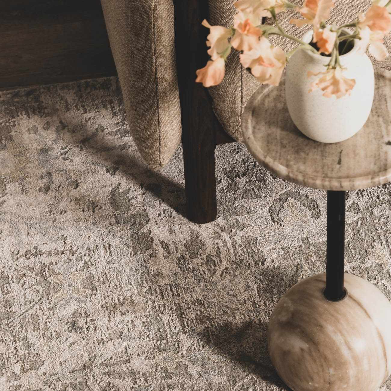 Transitional Gray And Beige Contemporary Area Rug - Image 4