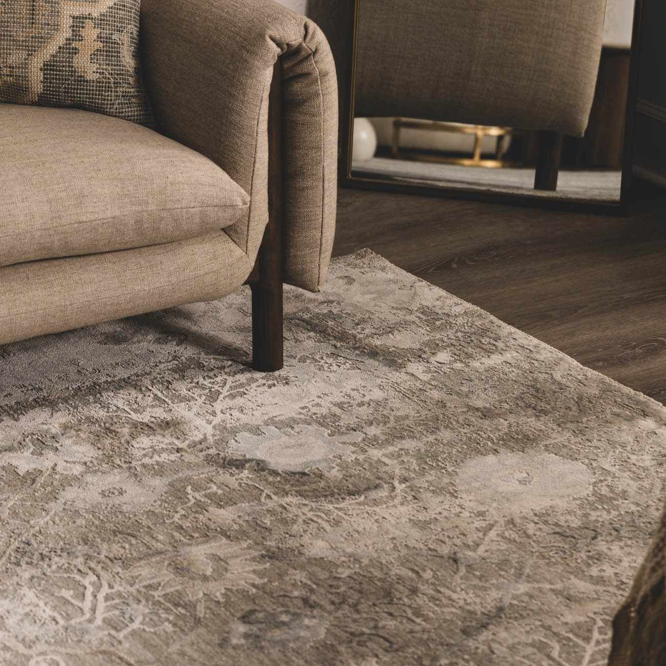 Transitional Gray And Beige Contemporary Area Rug - Image 9