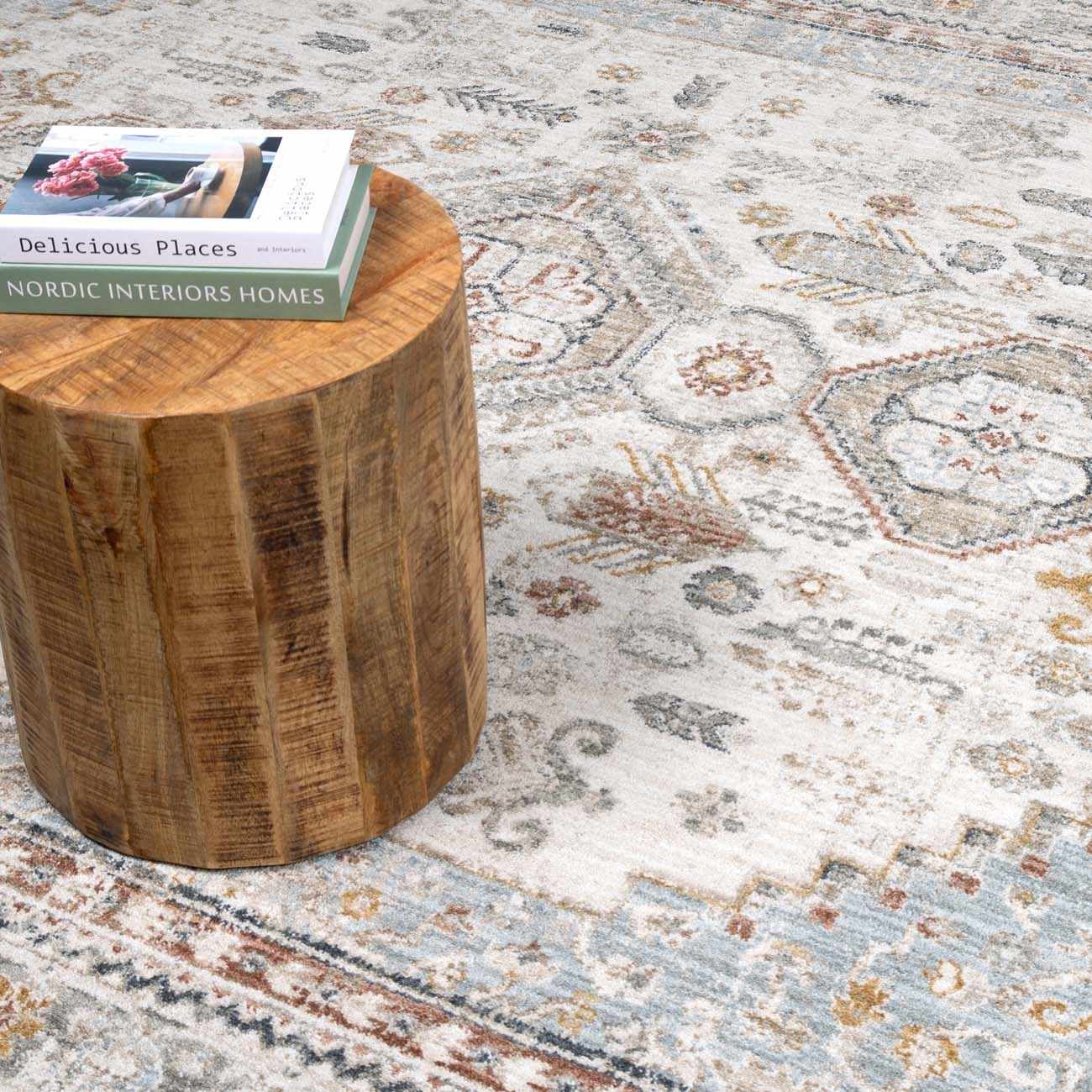 Gray And Cream Traditional Style Area Rug - Image 3