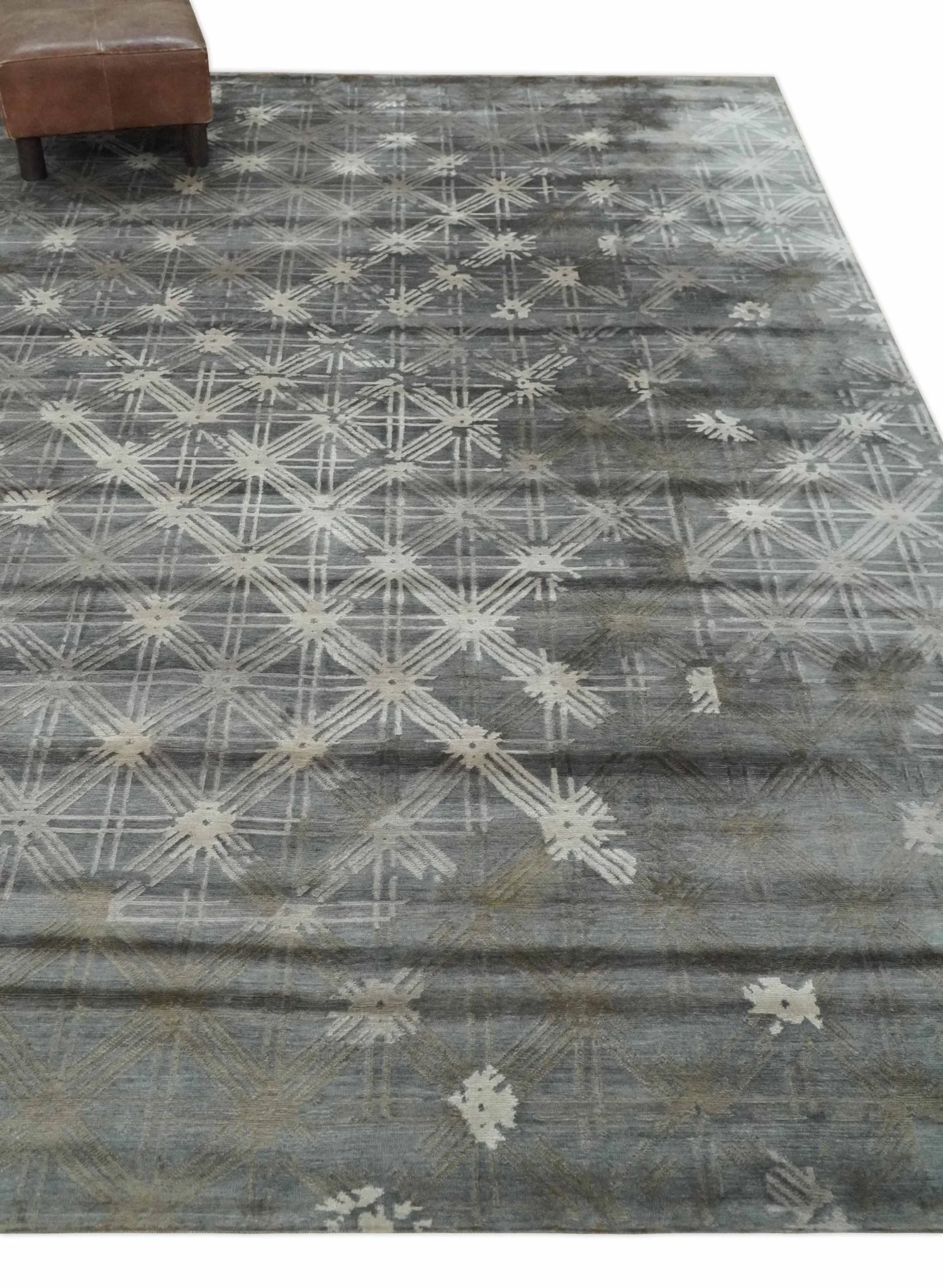 Antique look Gray and Ivory Geometrical Stripes Pattern Hand loom Viscose wool Area Rug - Image 4