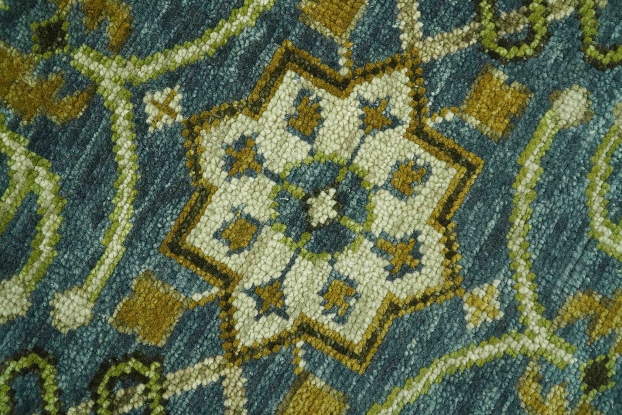 Blue and Olive Traditional motifs design 8x10 wool area rug - Image 7
