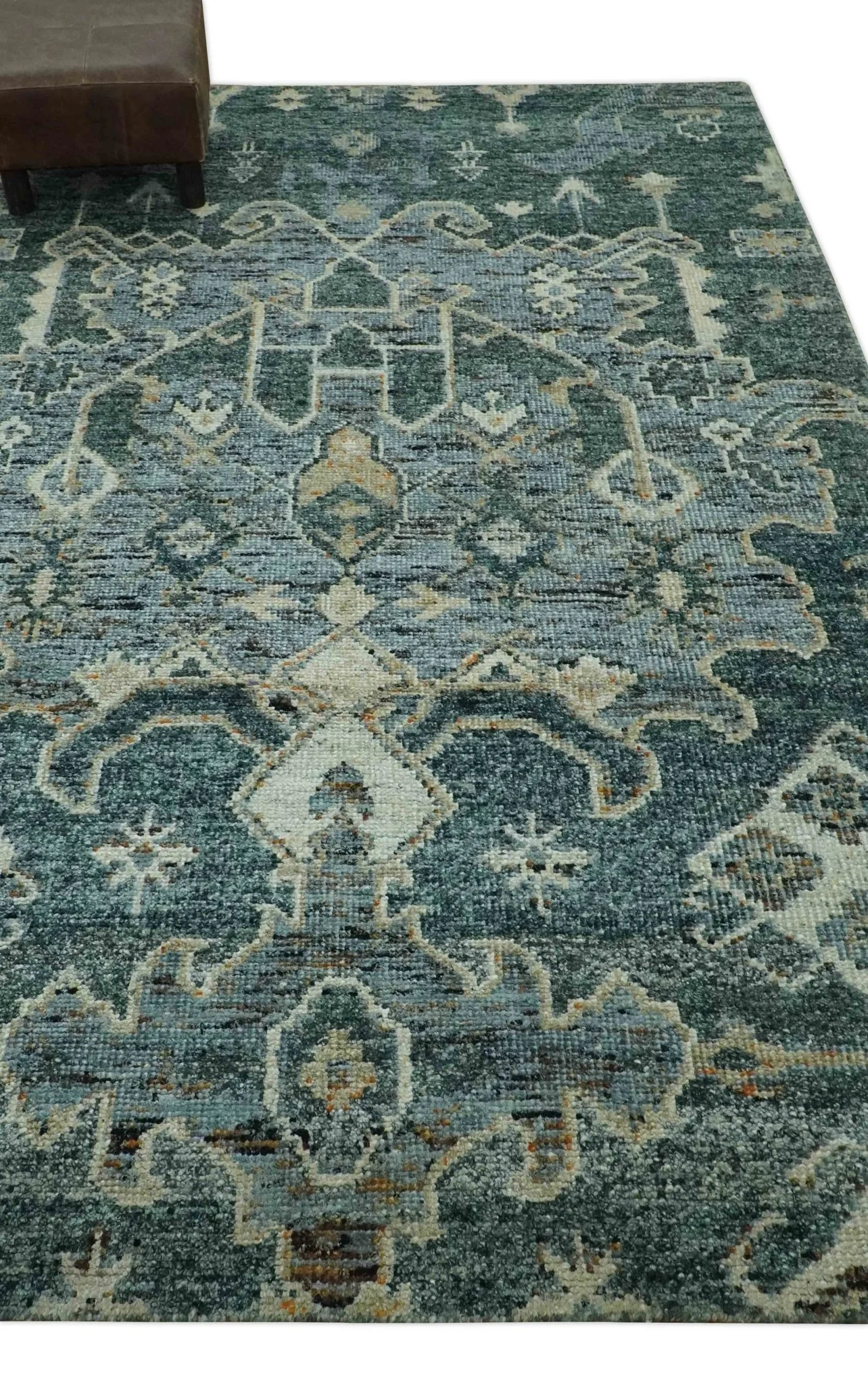Antique look Gray and Silver 5.6x8.6 Traditional Large Design Hand Knotted wool Rug - Image 3