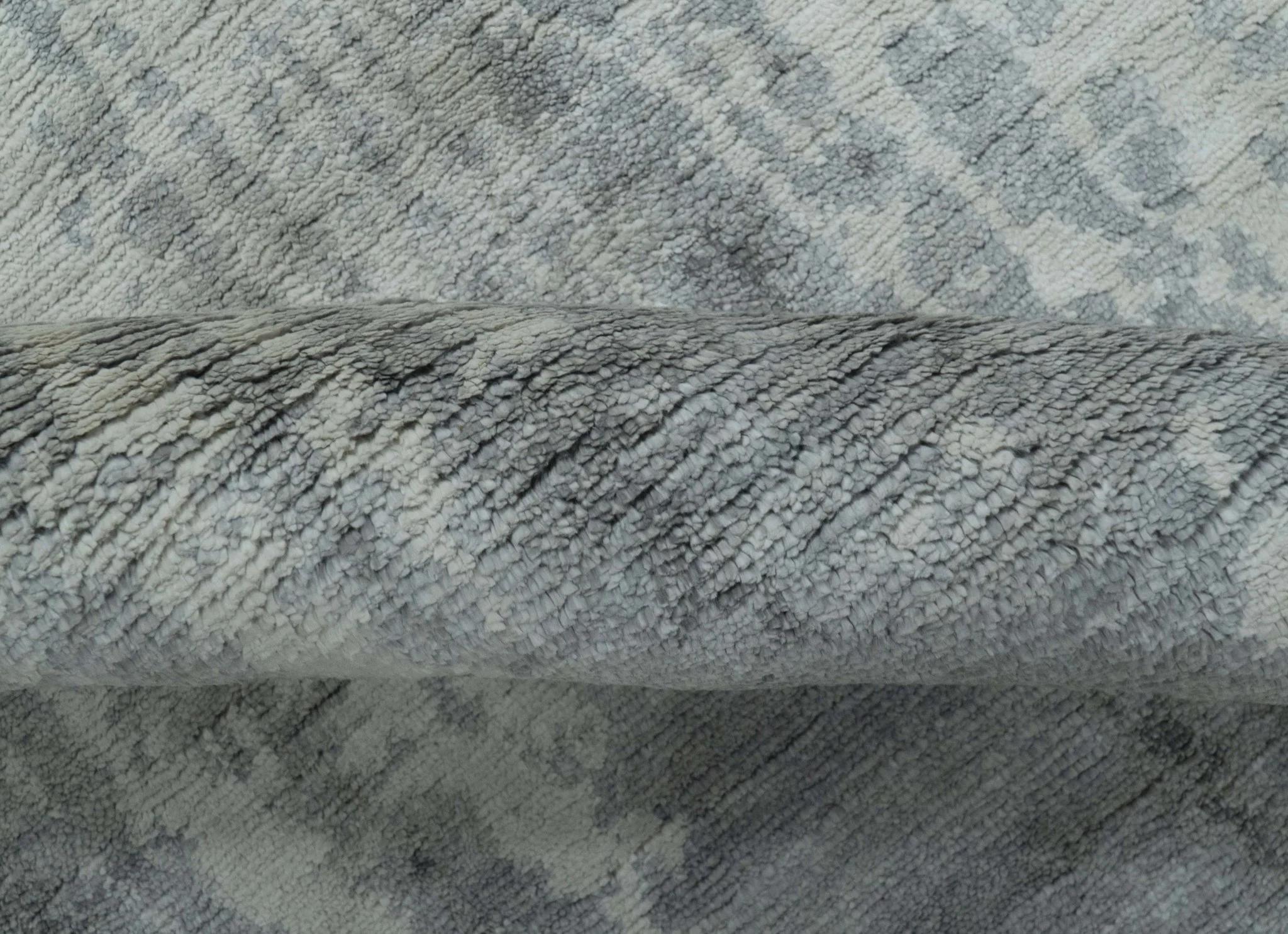 Gray And Silver Modern Abstract Design Hand Knotted Bamboo Silk Area Rug - Image 8