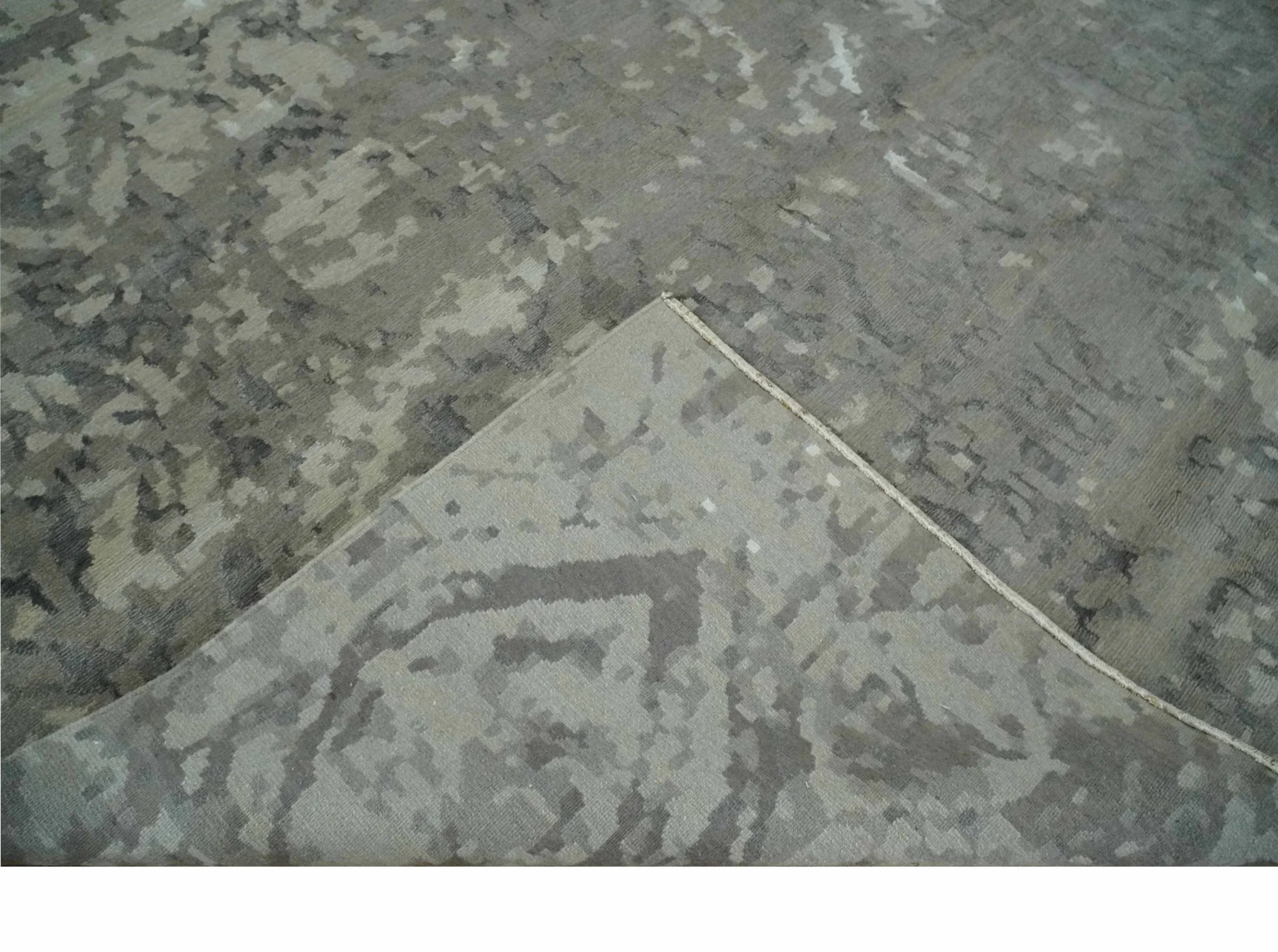 Gray and Silver Modern Abstract Hand knotted 6x9 Wool and Art Silk Area Rug - Image 8