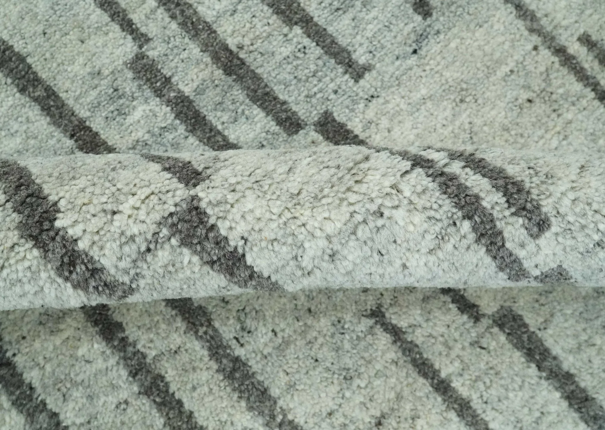 Gray and Taupe Hand Knotted Modern Stripes Deign 5x8 wool area rug - Image 8