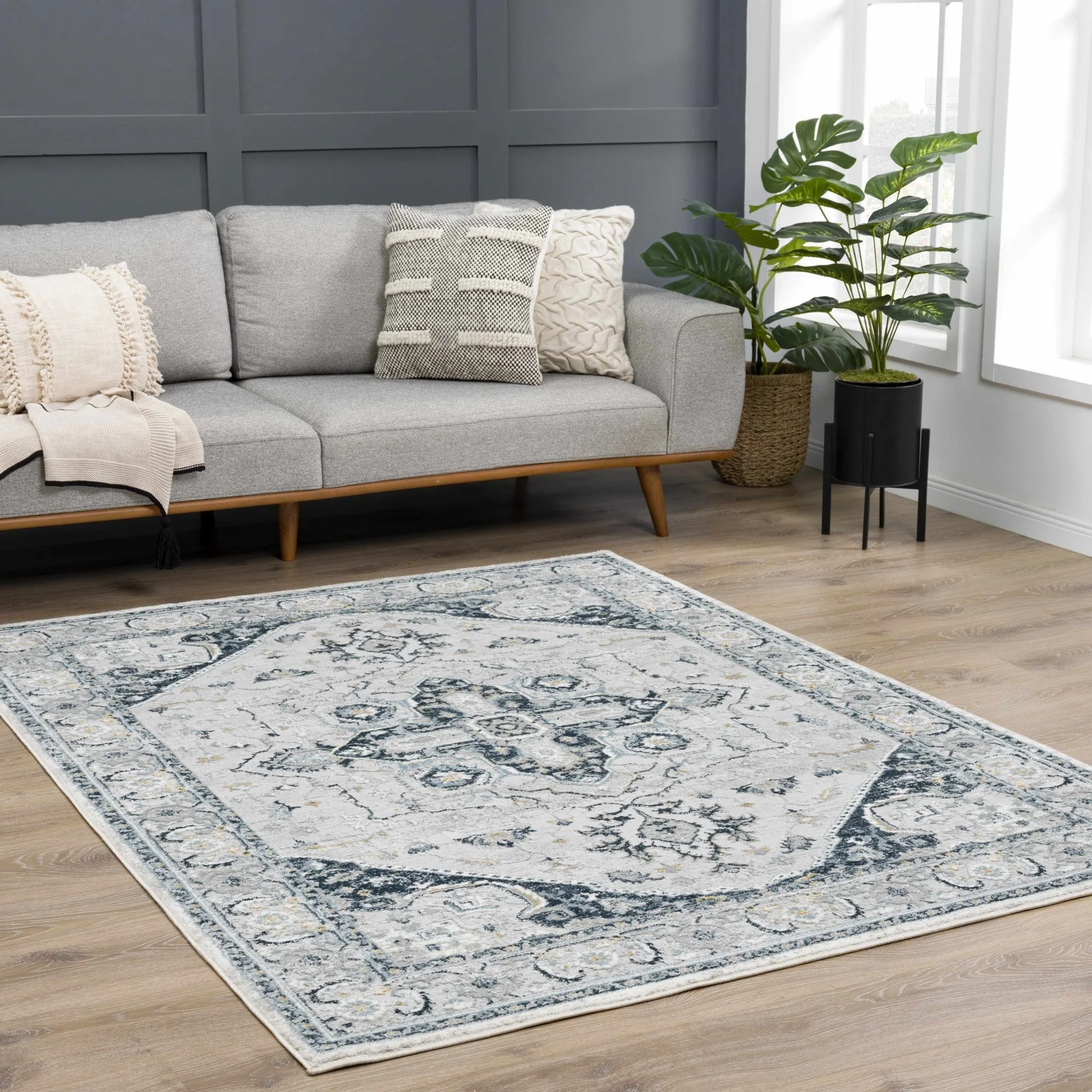 Gray and Teal Traditional Heriz Turkish Design Area Rug - Image 12