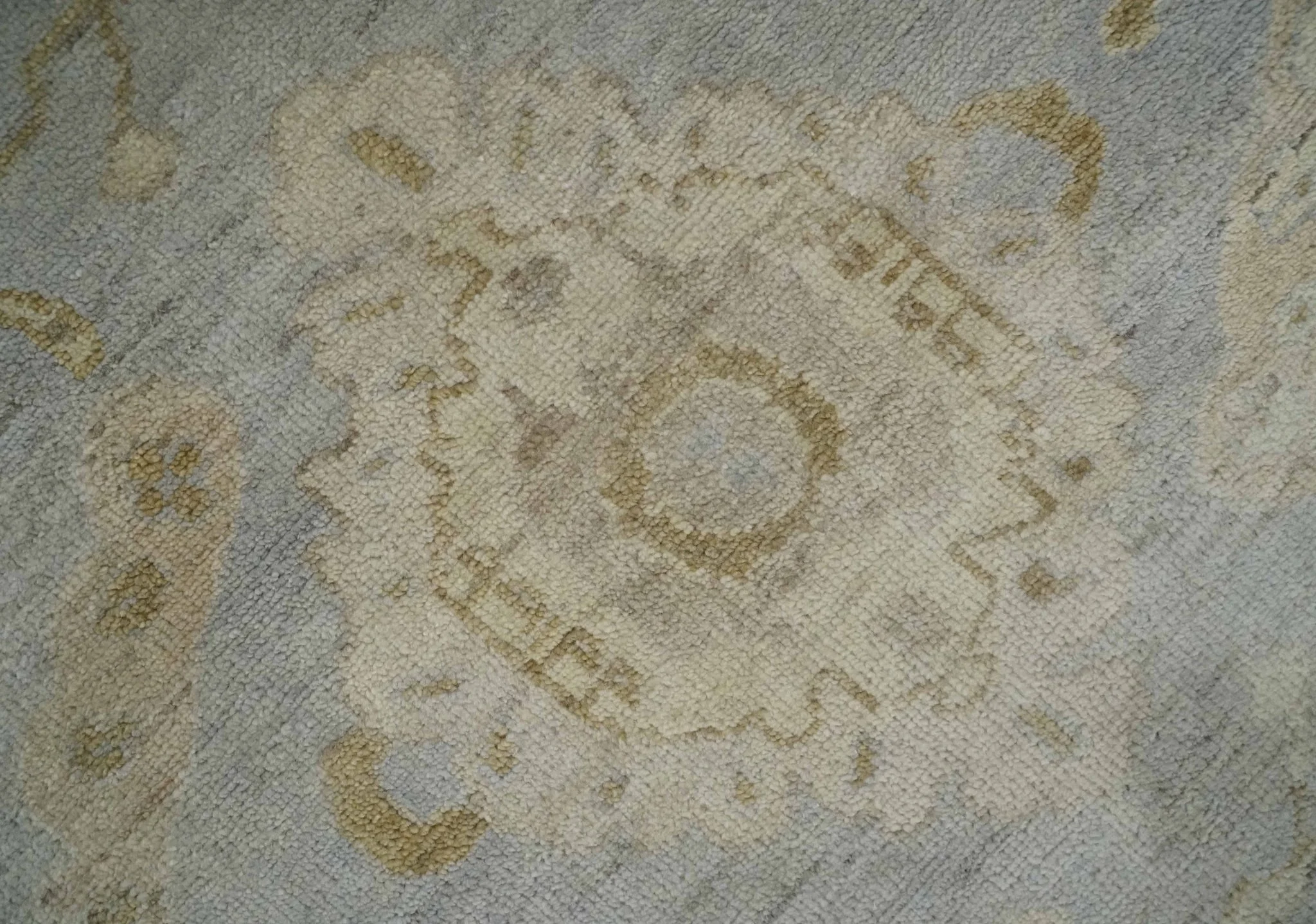 Antique look Gray, Beige and Olive Hand knotted Traditional Oushak 9x12 wool Area Rug - Image 4