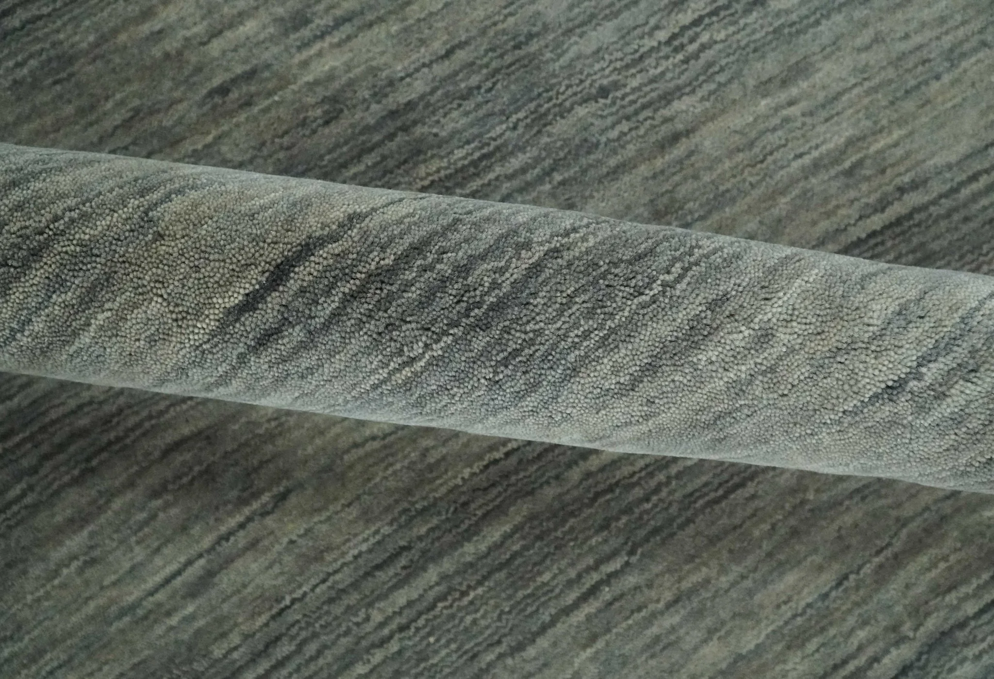 5x8 Gray, Charcoal and Ivory with Striped Wool Hand Woven Southwestern Lori Gabbeh Rug| KNT27 - Image 5
