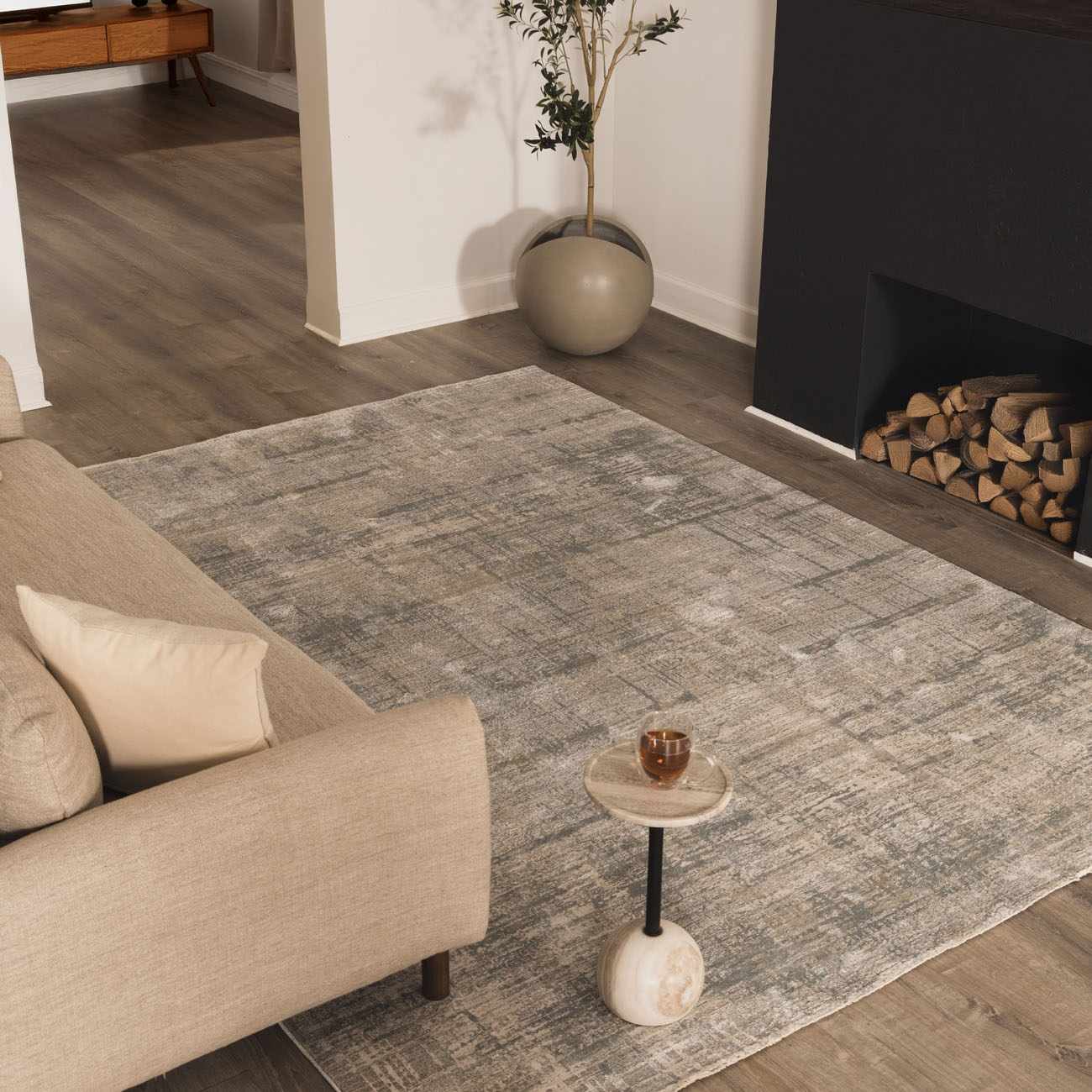 Gray Modern Abstract Design Machine Woven Rug - Image 3