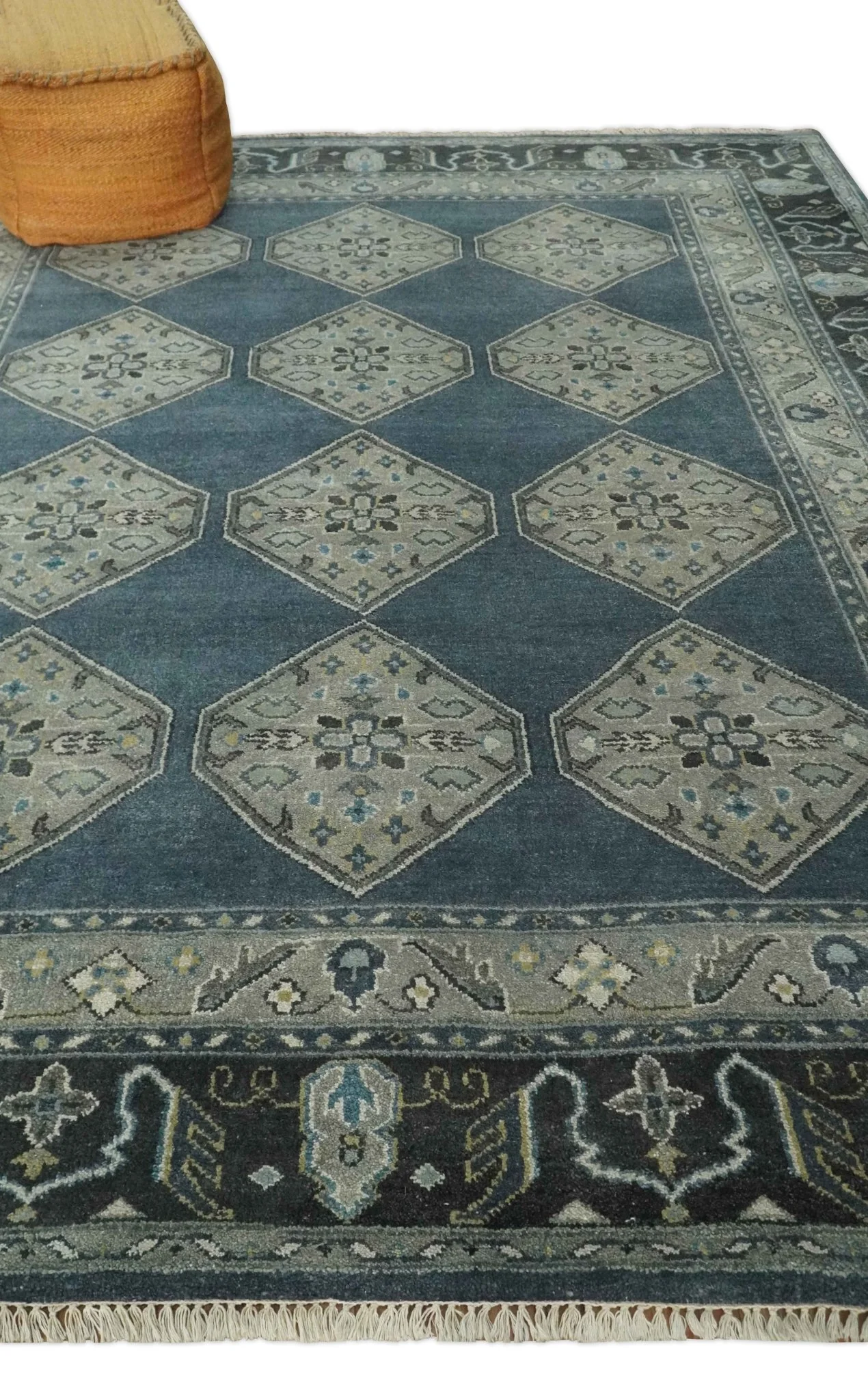 8x10 Gray, Silver and Charcoal Hand knotted Traditional wool Area Rug - Image 3