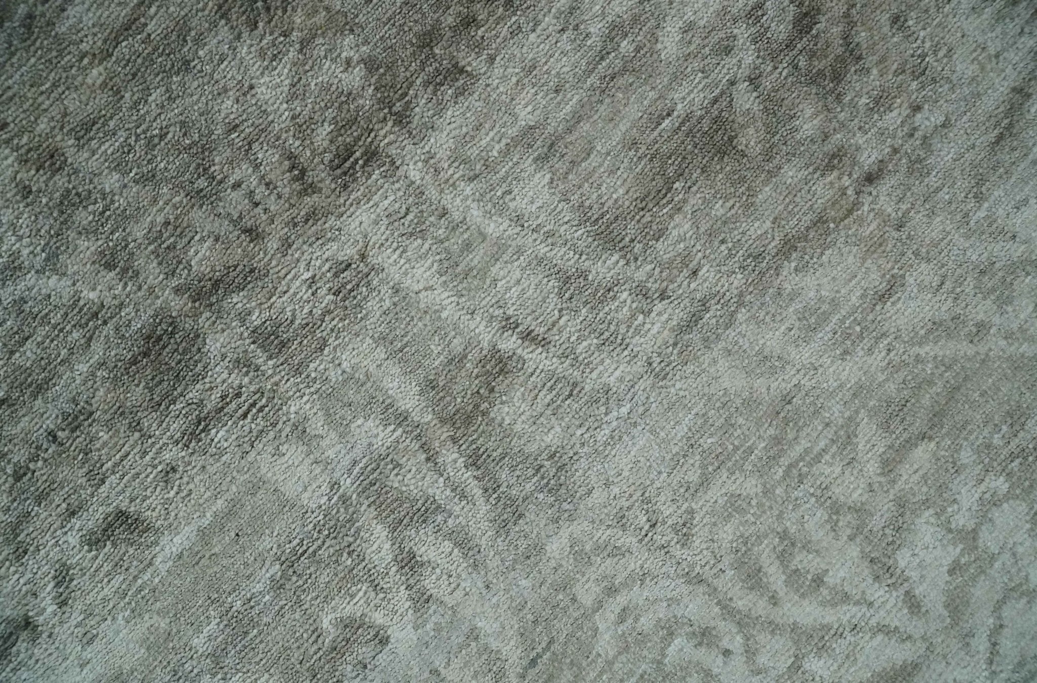 Gray, Silver and Charcoal Traditional ikat design 6x9 Hand knotted wool and Bamboo Silk area Rug - Image 5