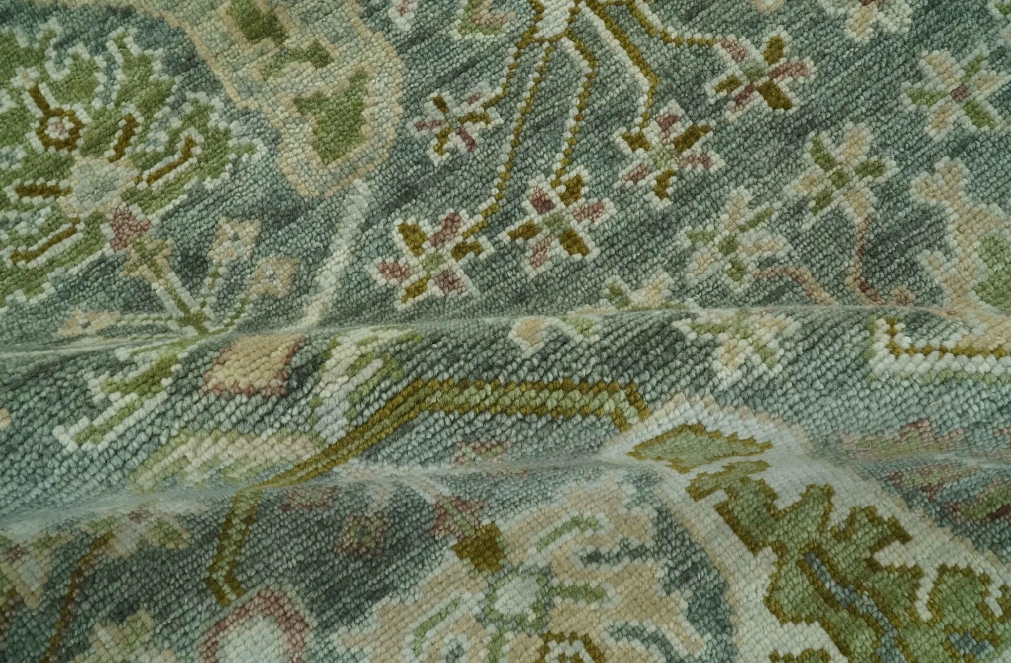 8x10 Gray, Silver and Green Hand Knotted Traditional Large Design wool area rug - Image 6