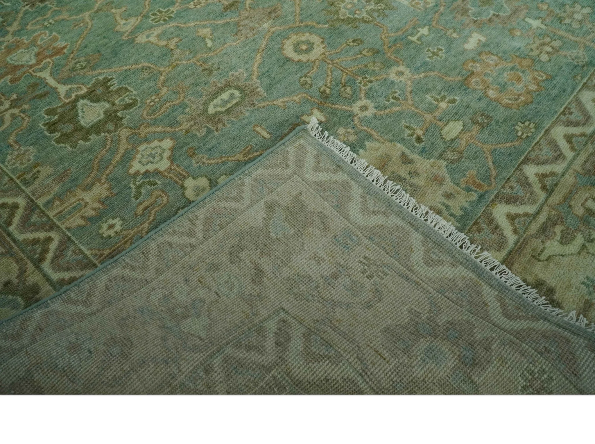 Antique design 8x10 Green and Beige Traditional Oriental Oushak wool area rug - Image 7