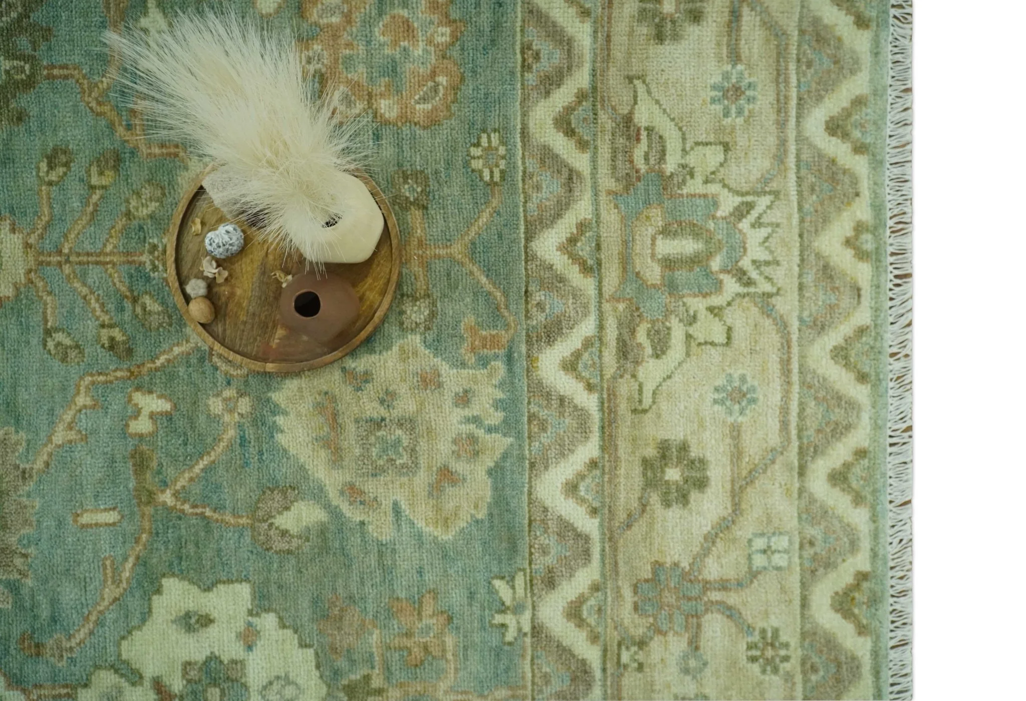 Antique design 8x10 Green and Beige Traditional Oriental Oushak wool area rug - Image 9