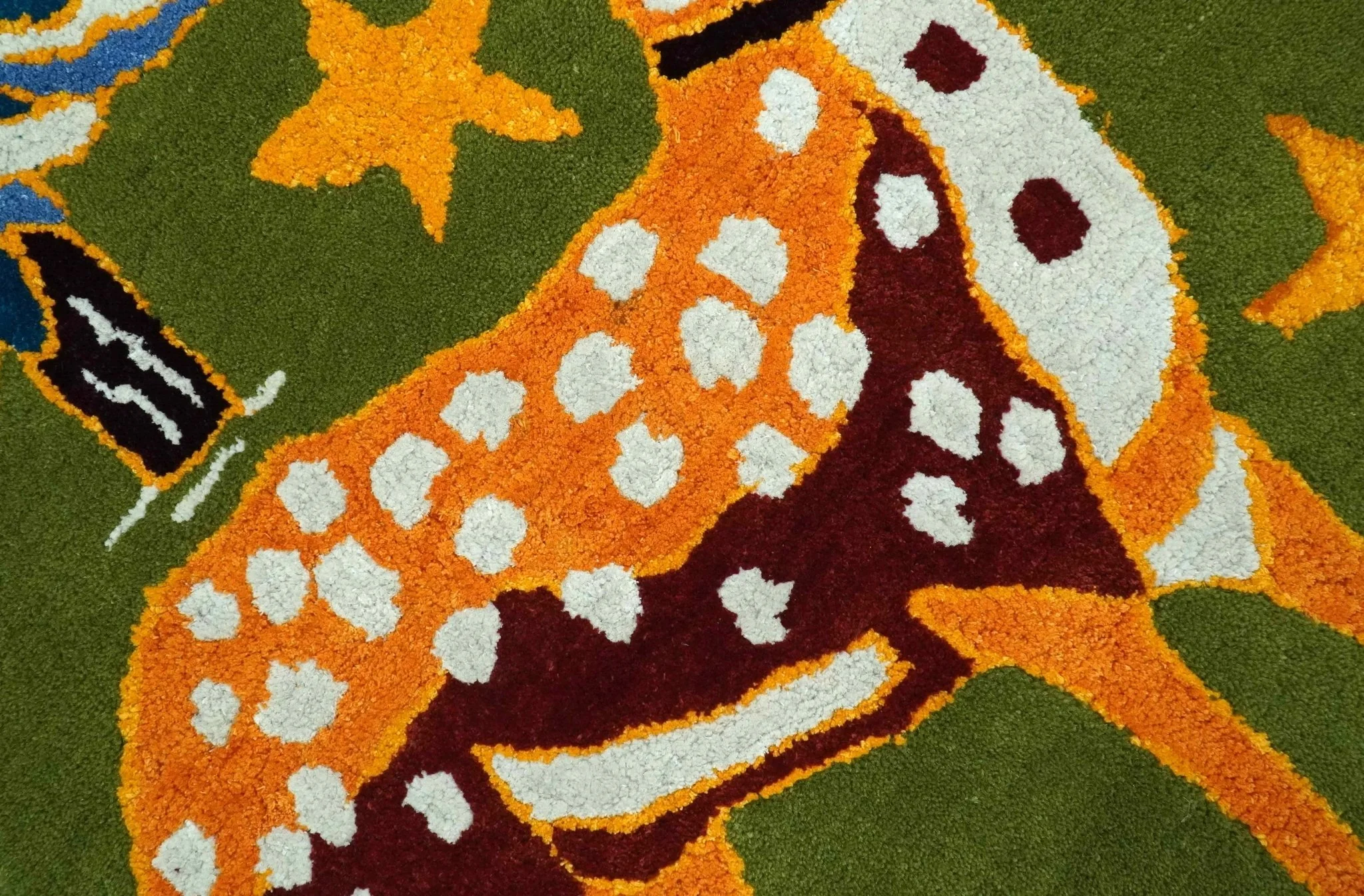Christmas Rug 2x3 Green and Gold Reindeer Rug for Kids room decor, Playful Kids Rug - Image 2
