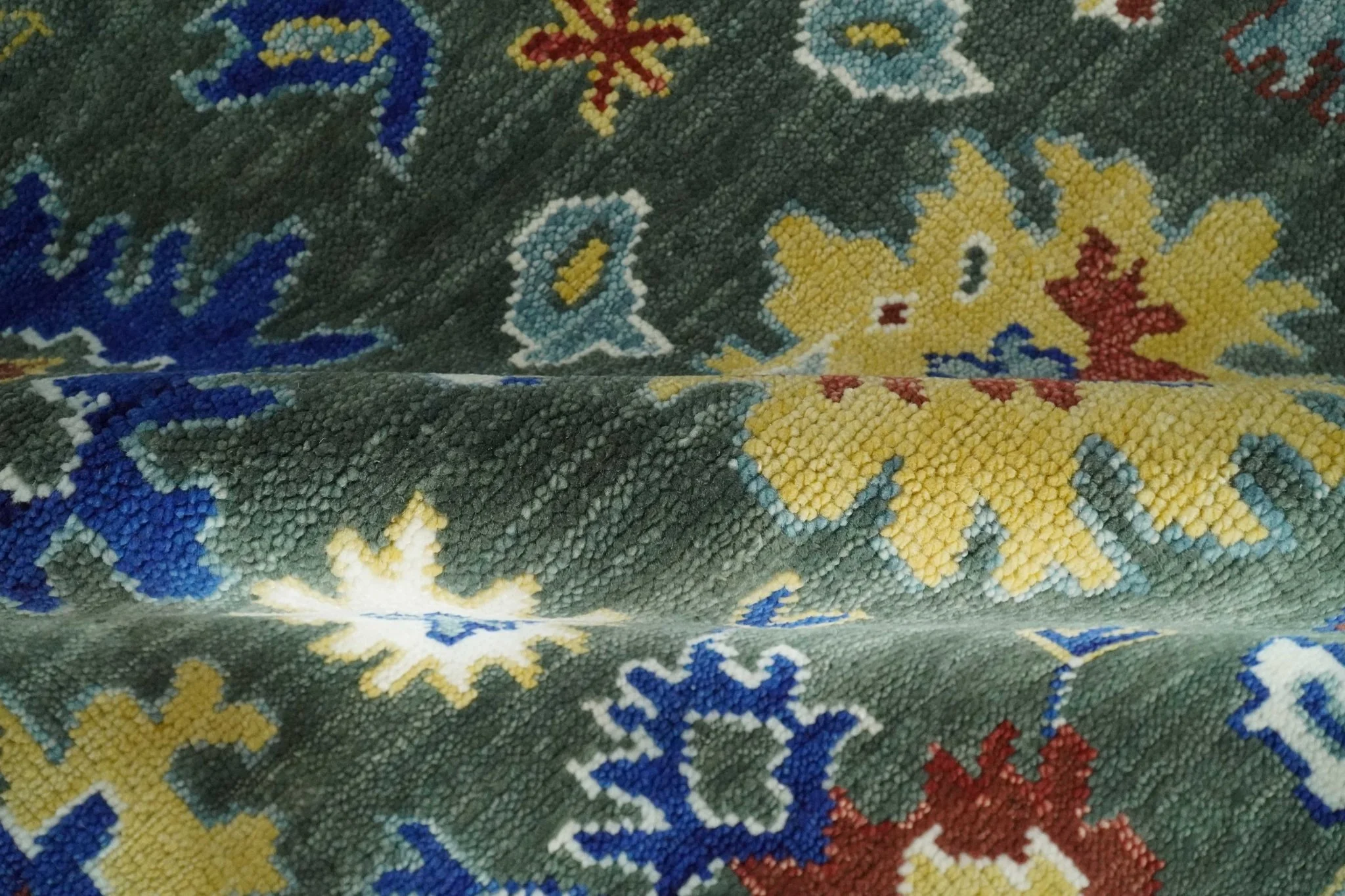 Custom Made Green and Ivory Colorful Hand knotted Traditional Oushak wool Area Rug - Image 6