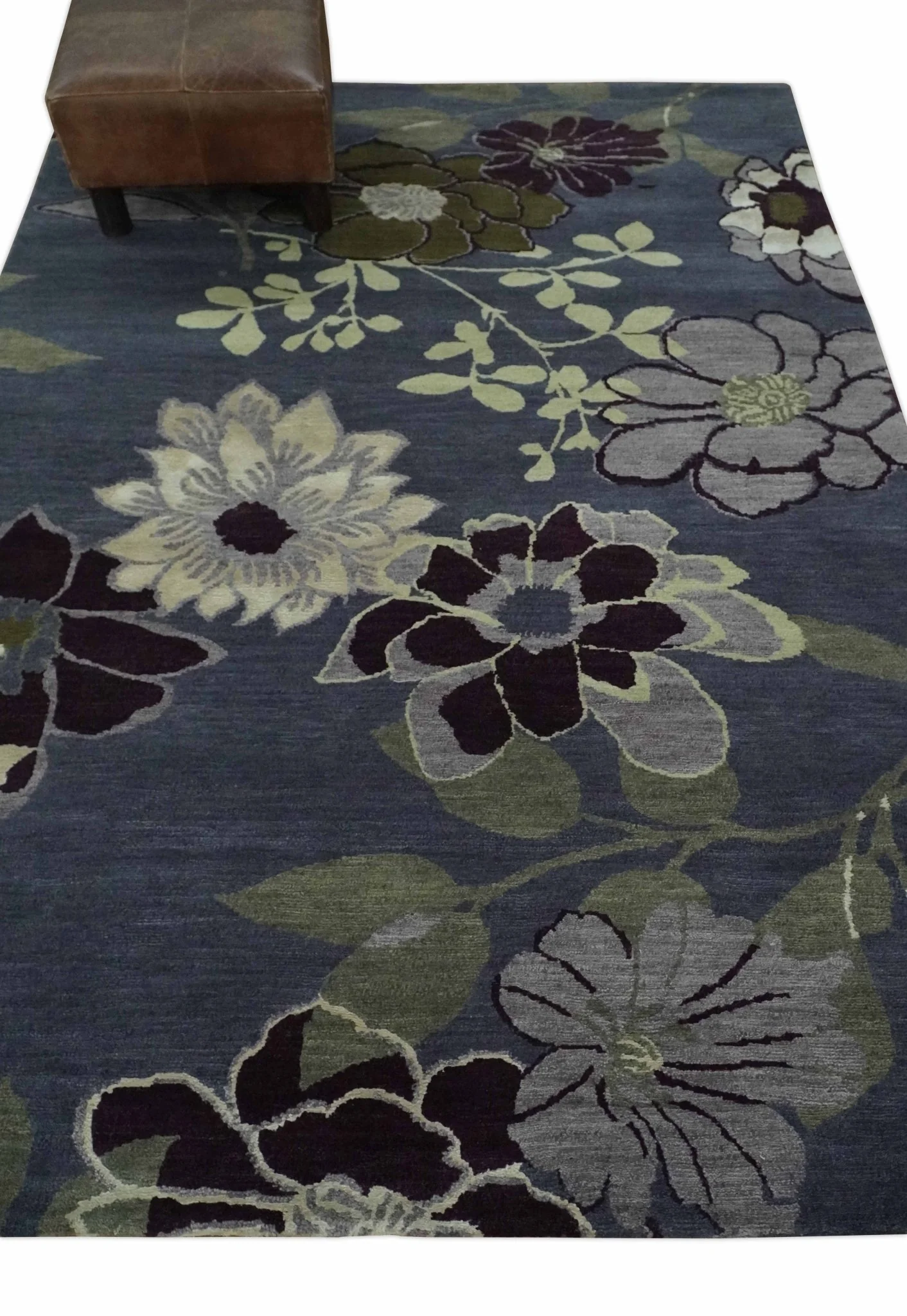 Premium look Green, Ivory, Charcoal and Gray Traditional Floral 4.6x6.6 wool and Art Silk Area Rug - Image 3