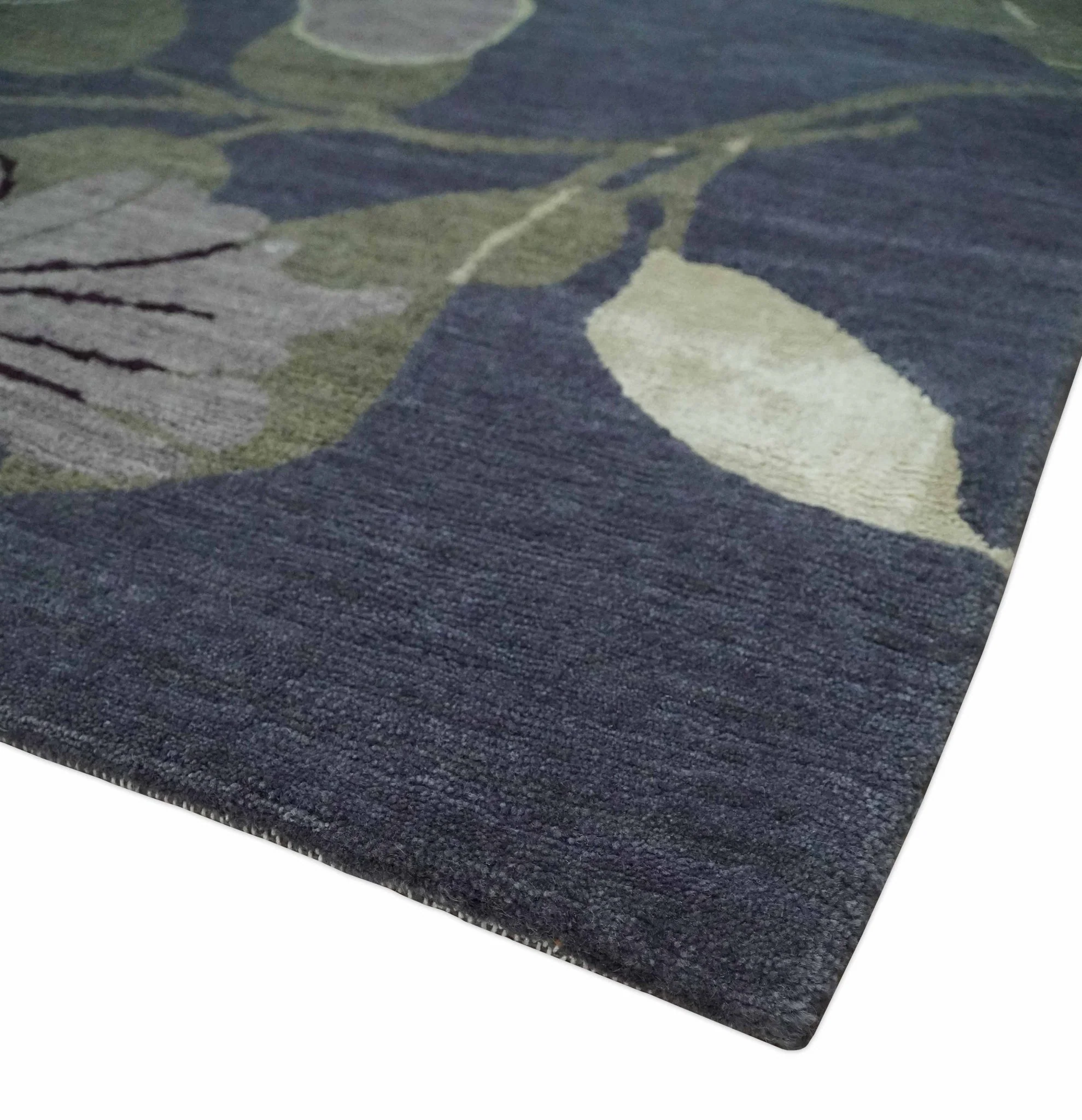 Premium look Green, Ivory, Charcoal and Gray Traditional Floral 4.6x6.6 wool and Art Silk Area Rug - Image 5
