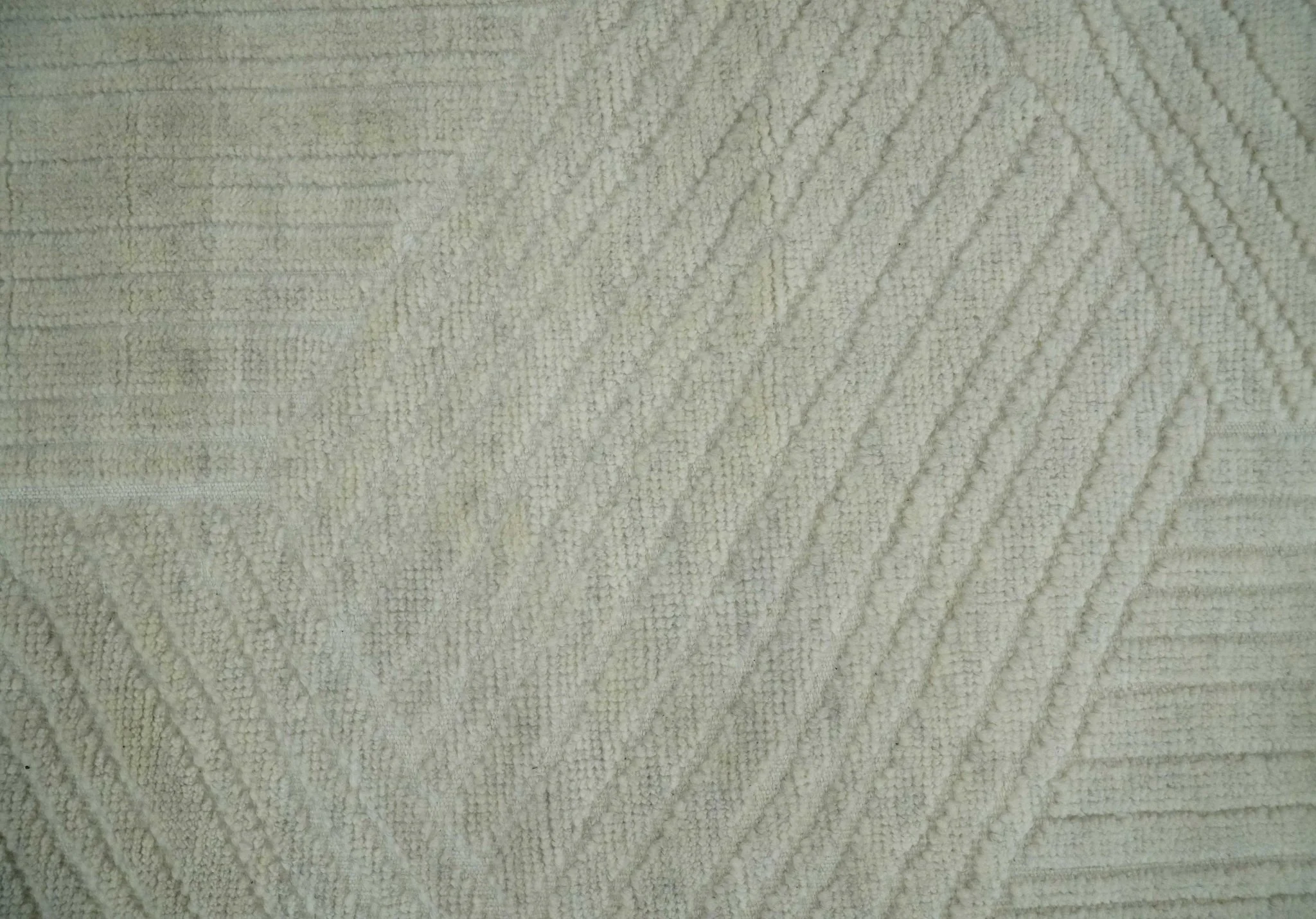 Hand carved Beige Geometrical Stripes Pattern Hand Knotted 9x12 Wool Area Rug - Image 4