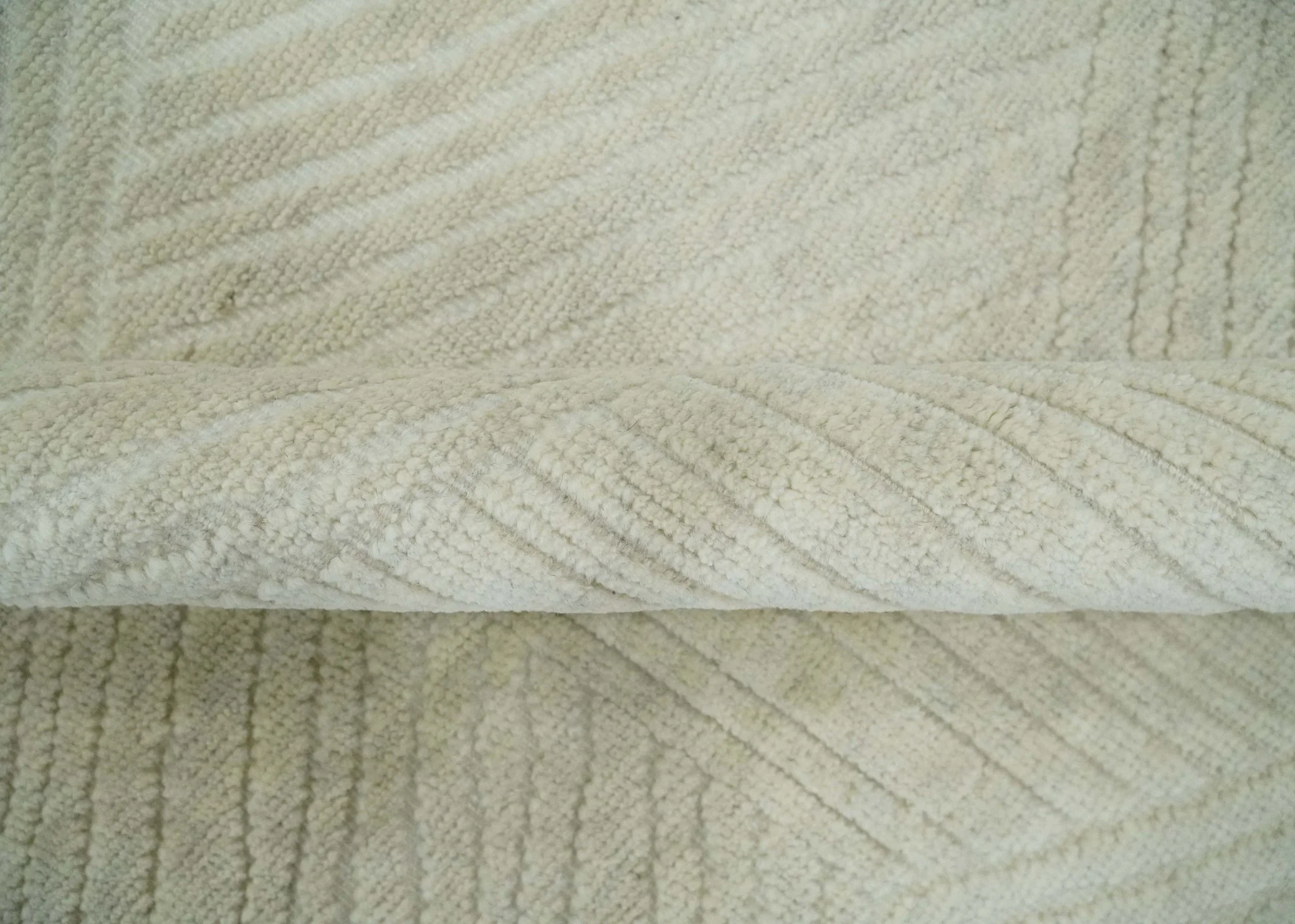 Hand carved Beige Geometrical Stripes Pattern Hand Knotted 9x12 Wool Area Rug - Image 6