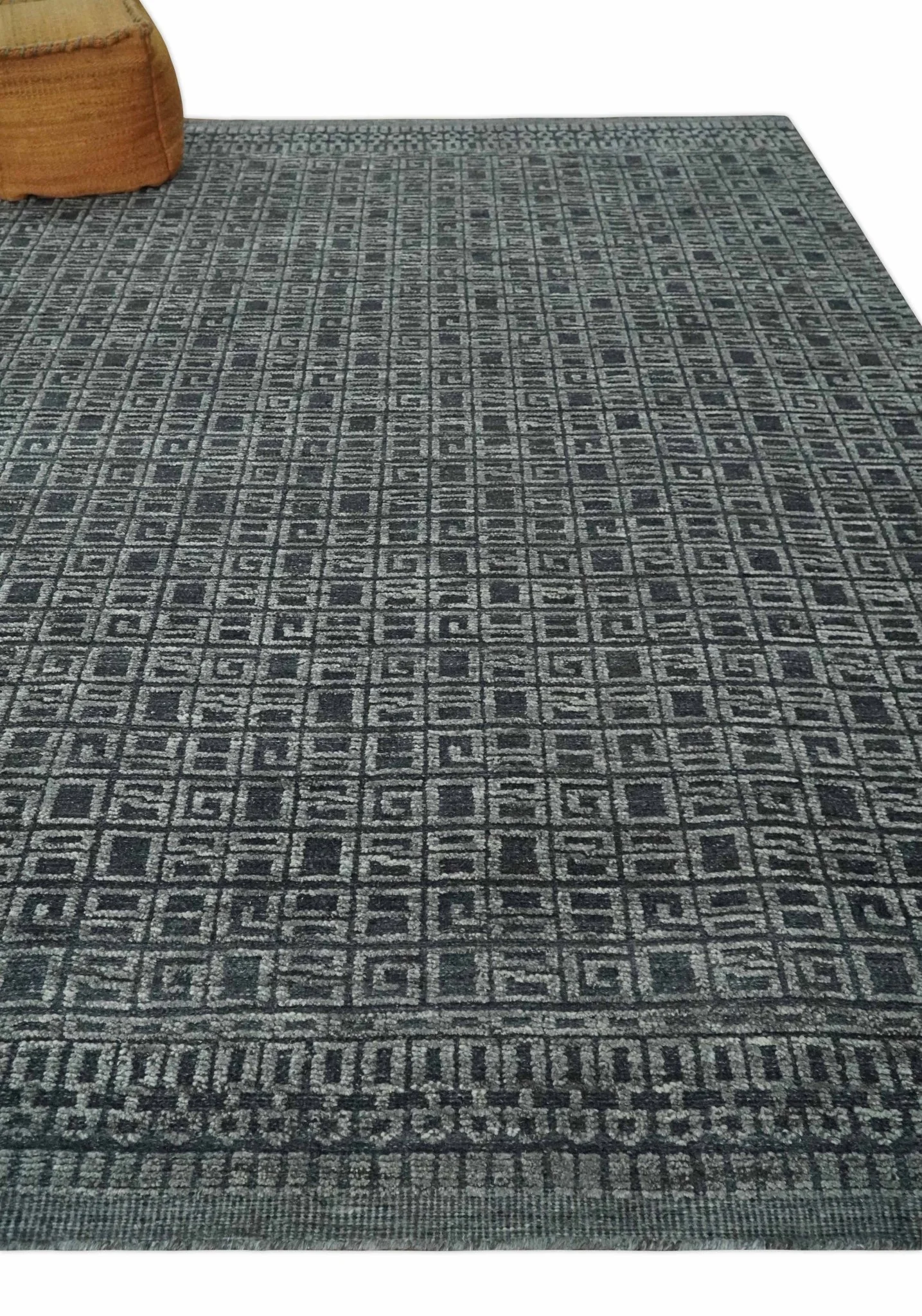Contemporary Hand carved 8x10 Silver and Charcoal Traditional Geometrical Pattern Hand Knotted Wool Area Rug - Image 3