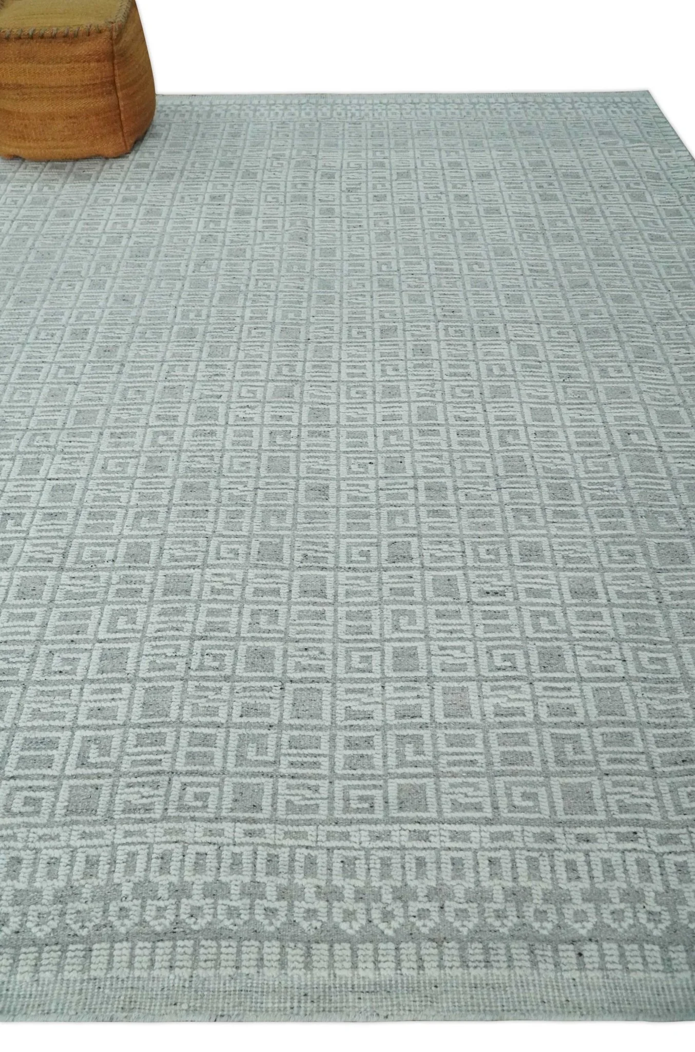 Hand carved Silver and Charcoal Traditional Geometrical Pattern Hand Knotted 8.2x10.6 Wool Area Rug - Image 2
