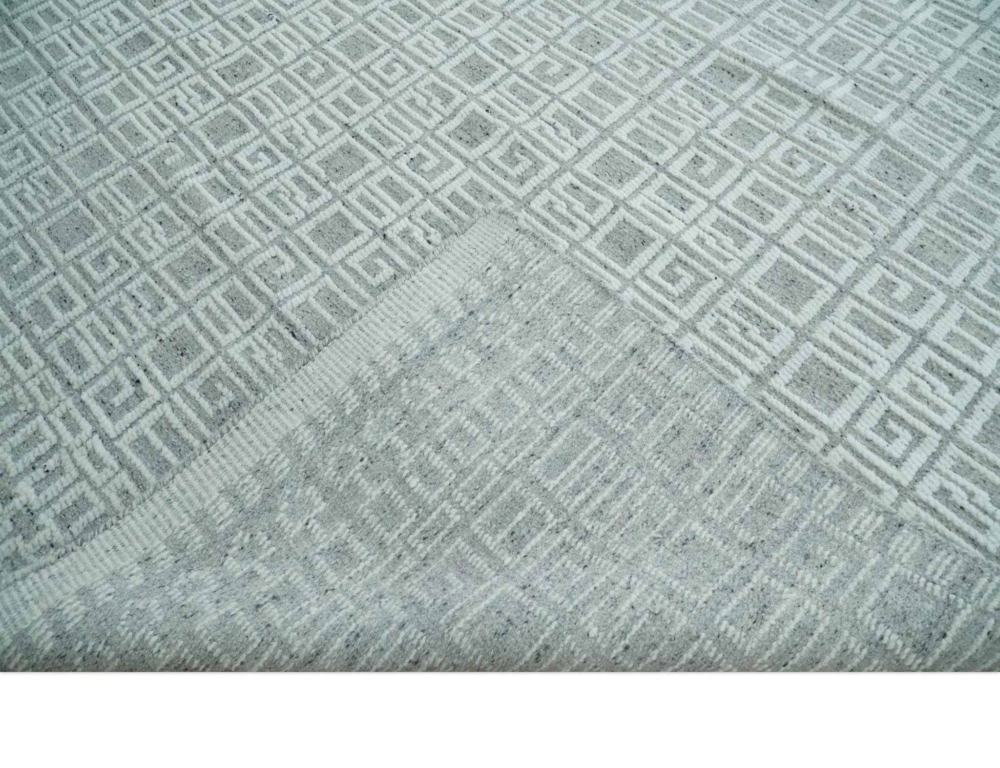 Hand carved Silver and Charcoal Traditional Geometrical Pattern Hand Knotted 8.2x10.6 Wool Area Rug - Image 5
