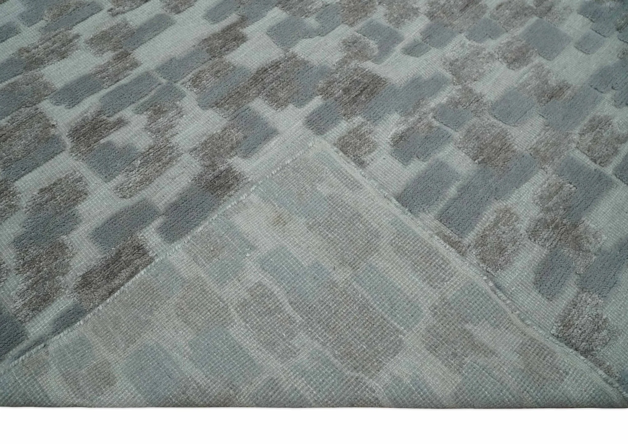 Hand carved Silver, Gray and Brown Traditional Geometrical Pattern Hand Knotted 8x10 and 9x12 Wool and Silk Area Rug - Image 6