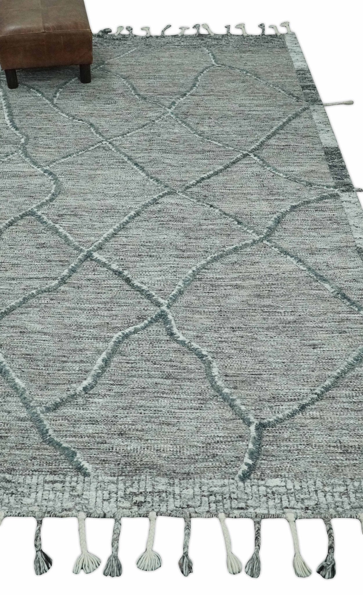 Modern Geometrical Hand carved Texture Gray, Ivory and Charcoal Hand Knotted 5x8 wool Area Rug - Image 4
