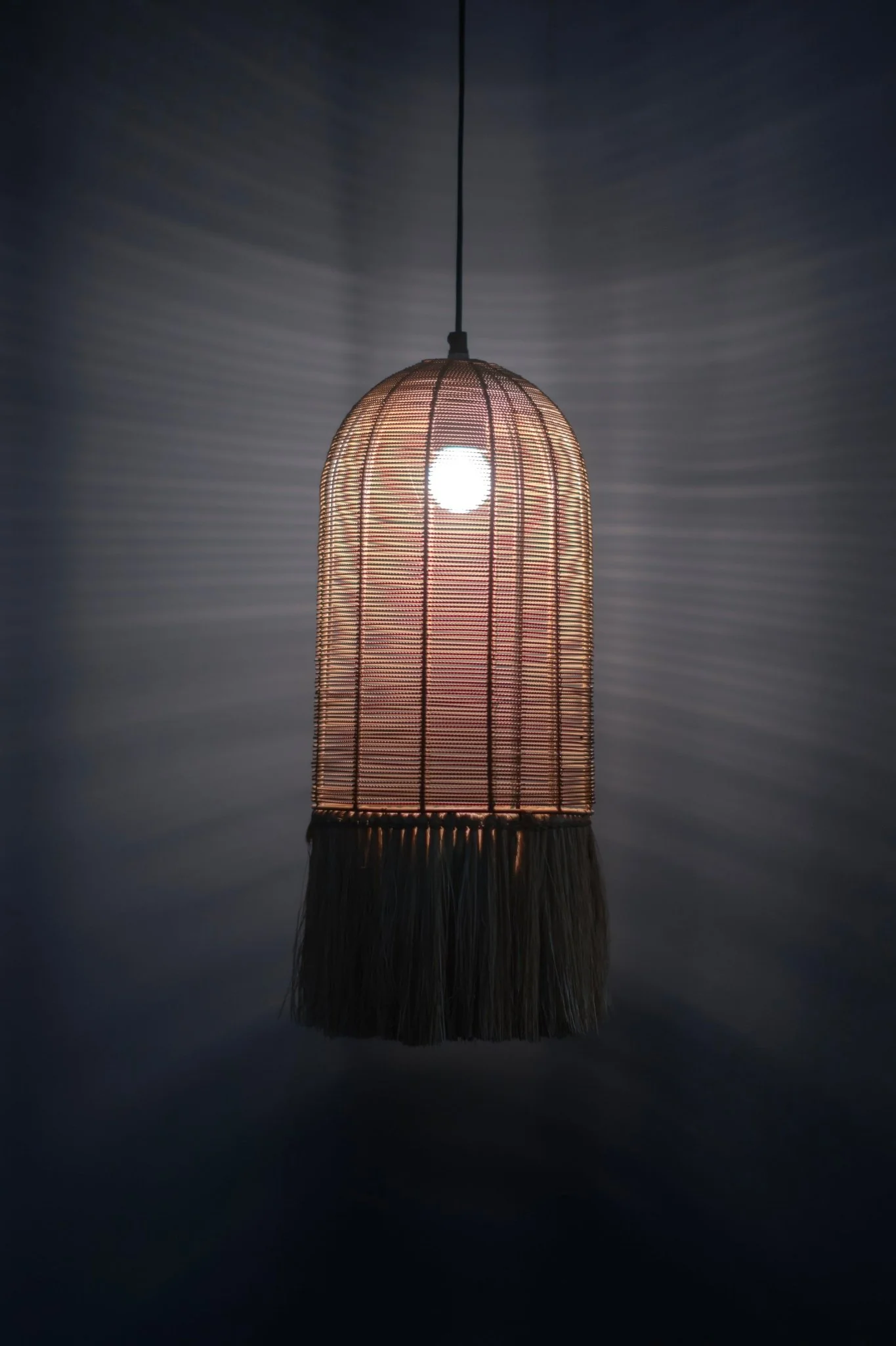 Hand Crafted Metal Wired Pendant Lamp with Natural Fiber Shade and Golden Finish - Image 4
