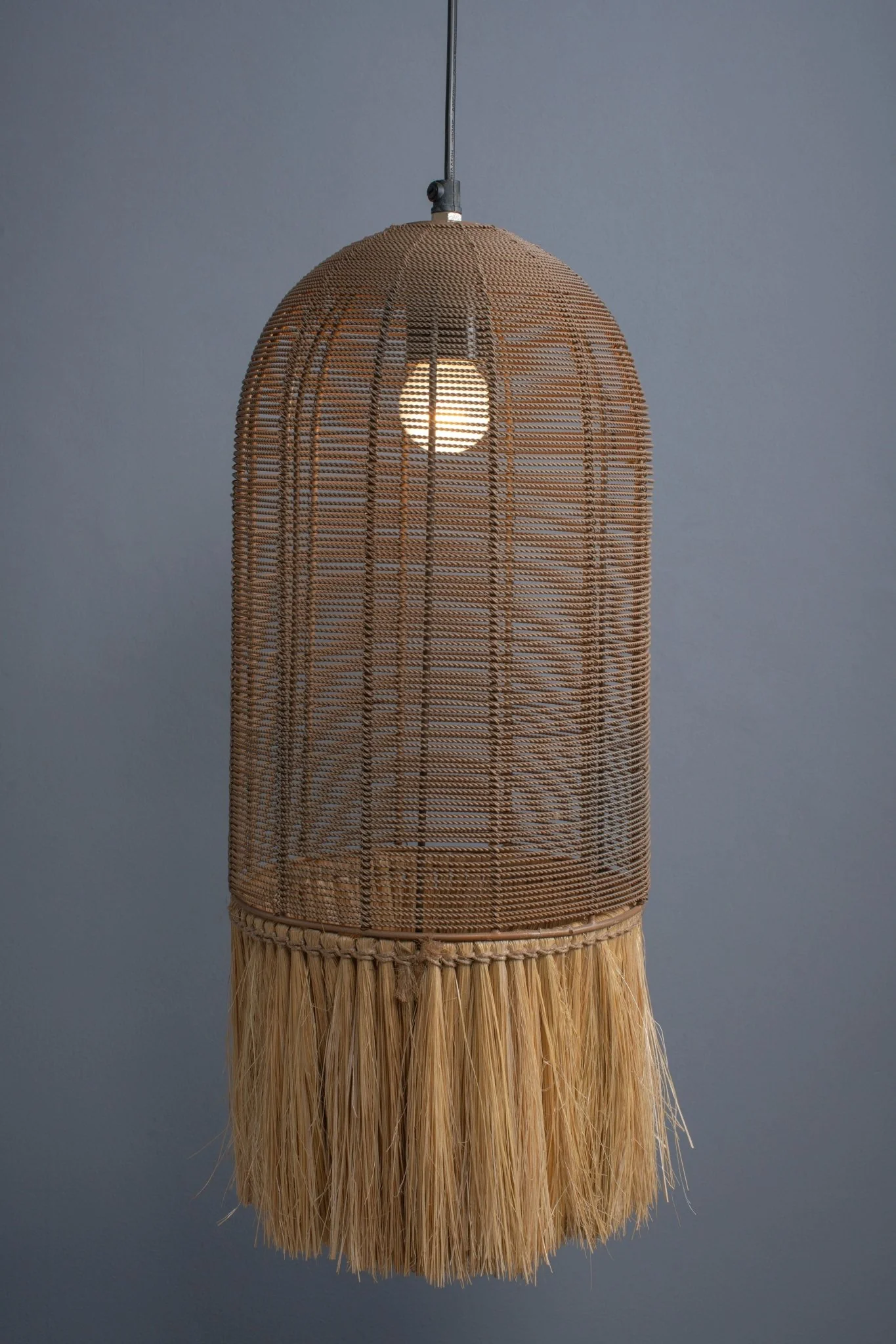 Hand Crafted Metal Wired Pendant Lamp with Natural Fiber Shade and Golden Finish - Image 5