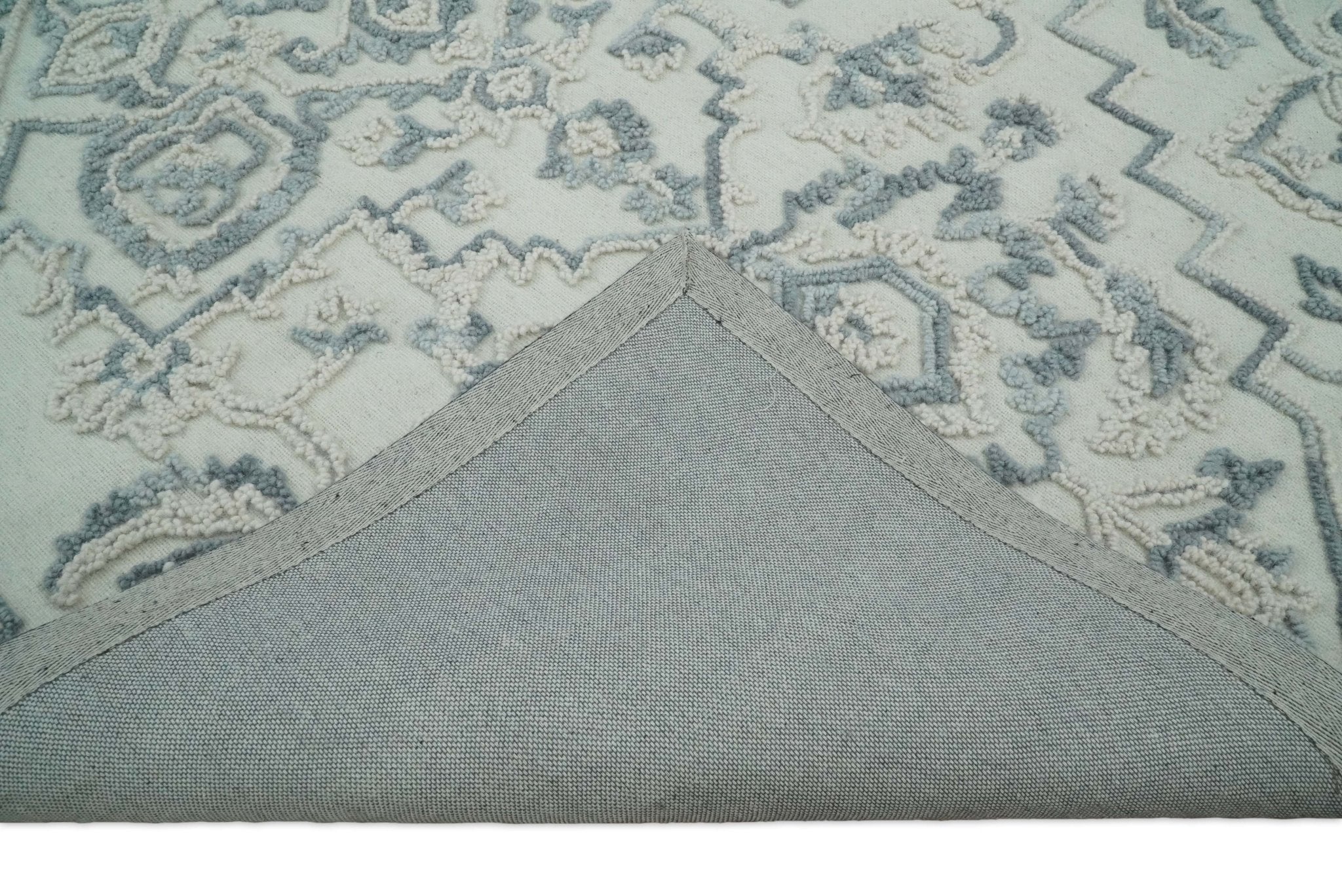 Hand Hooked 5x8 Blue, Silver and White Wool Textured Loop Area Rug | GAR7 - Image 7