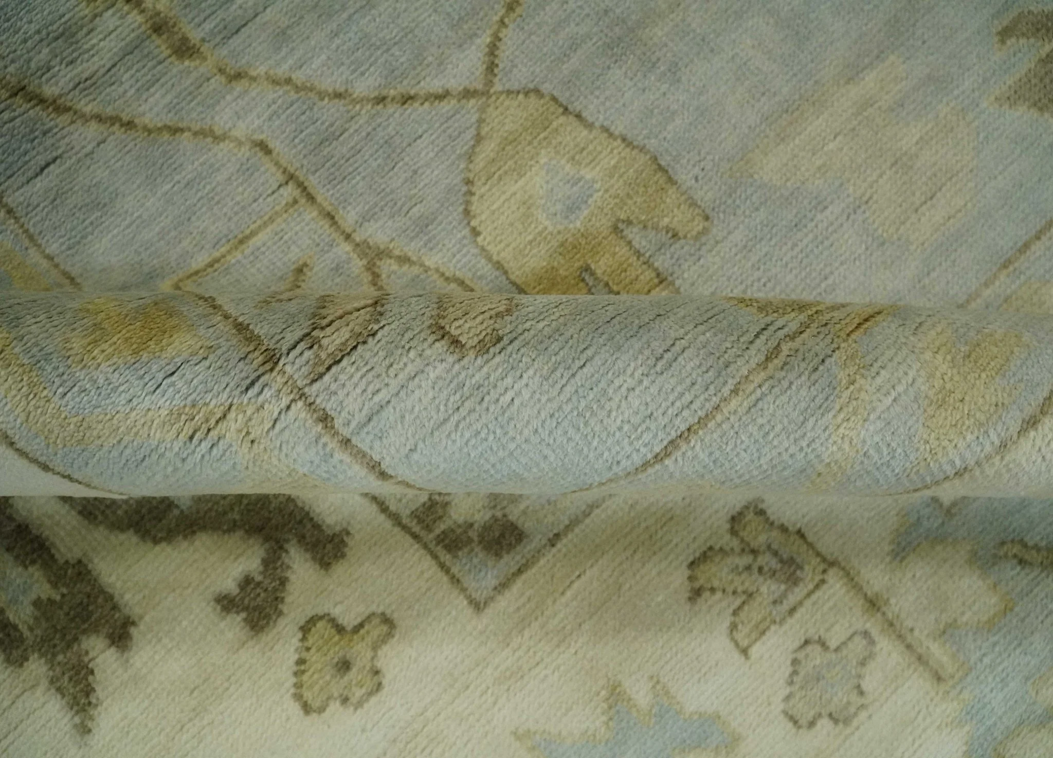 Hand Knotted 10x10 Oriental Oushak Silver and Beige Wool Area Rug - Image 6