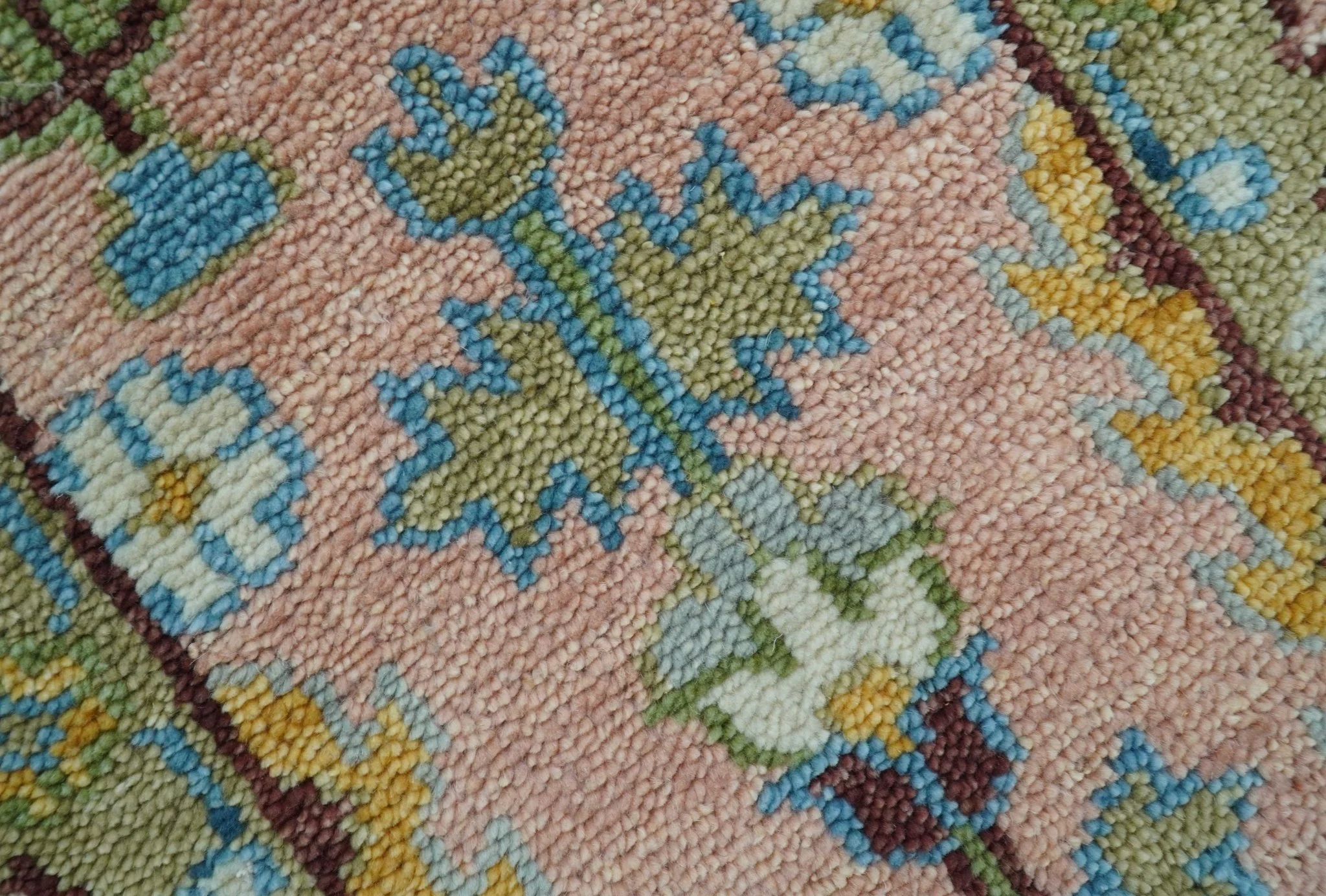 Hand knotted 2x6 Peach And Green Traditional Oushak Design Wool Area Rug - Image 8