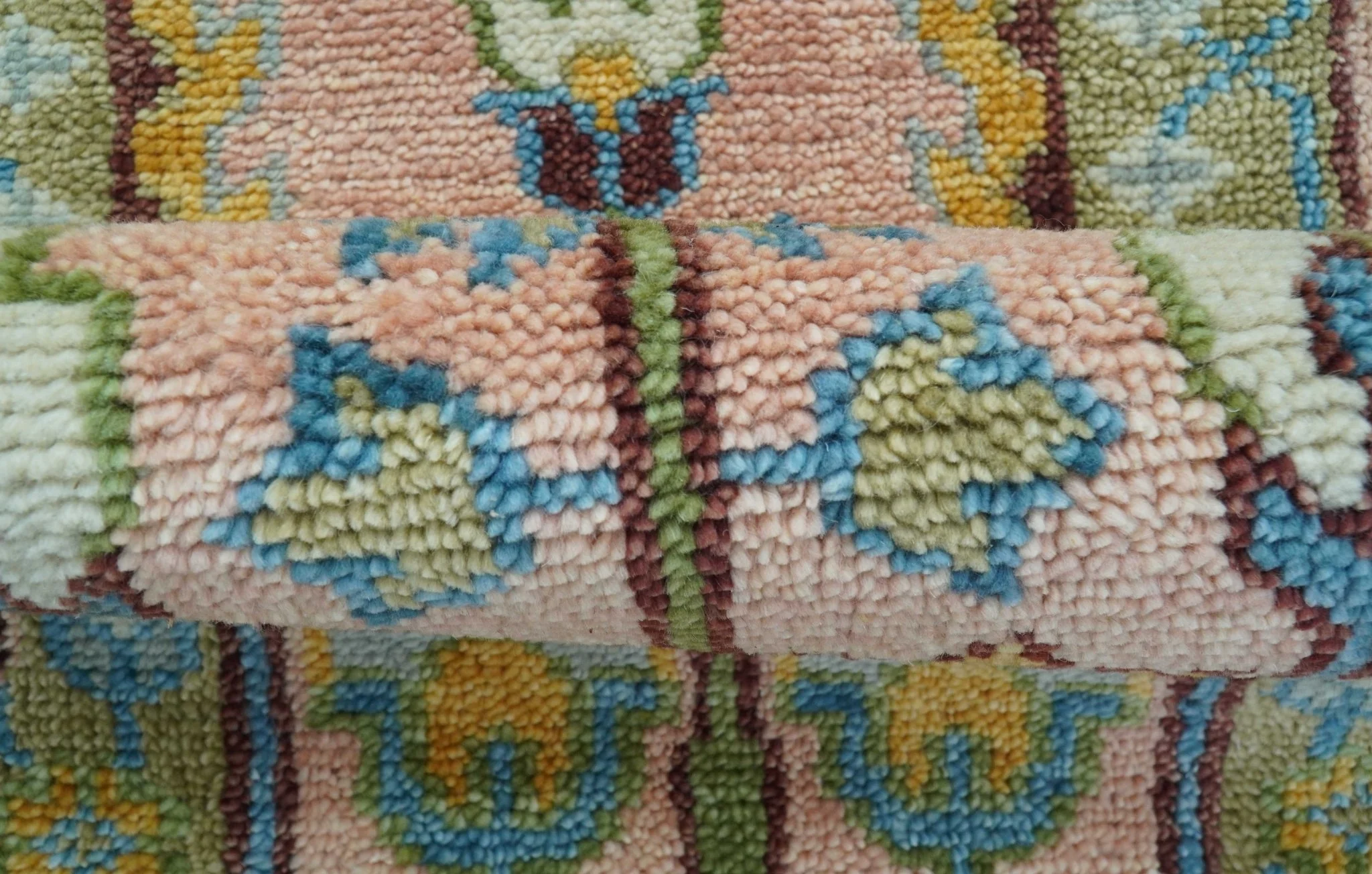 Hand knotted 2x6 Peach And Green Traditional Oushak Design Wool Area Rug - Image 9
