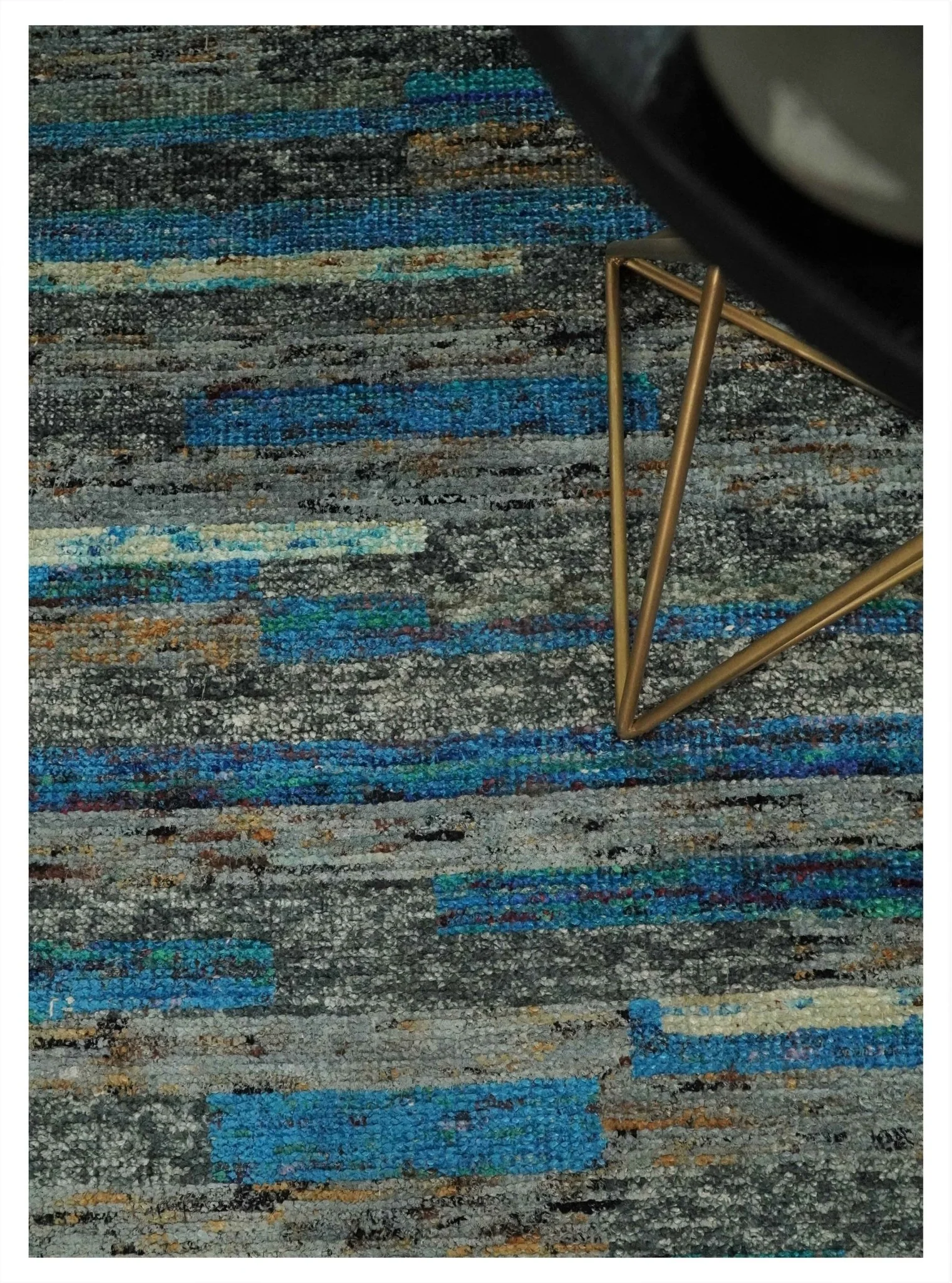 Hand Knotted 4.5x6.5 Gray, Ivory and Blue Modern Abstract Contemporary Recycled Silk Area Rug | OP67 - Image 4