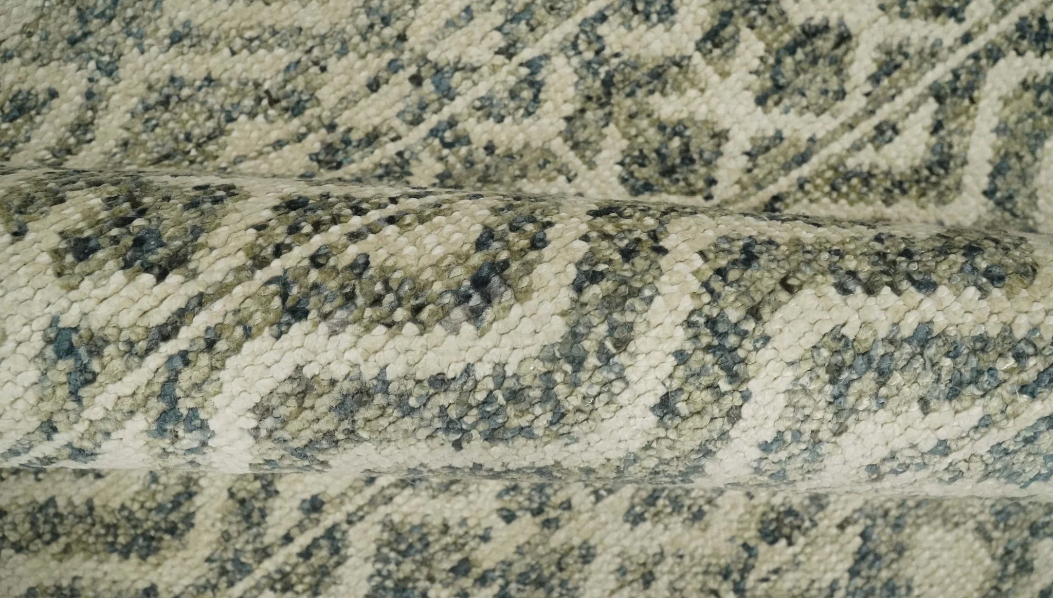 Hand Knotted 4x6 Beige, Camel and Olive Modern Contemporary Southwestern Tribal Trellis Recycled Silk Area Rug | OP59 - Image 7