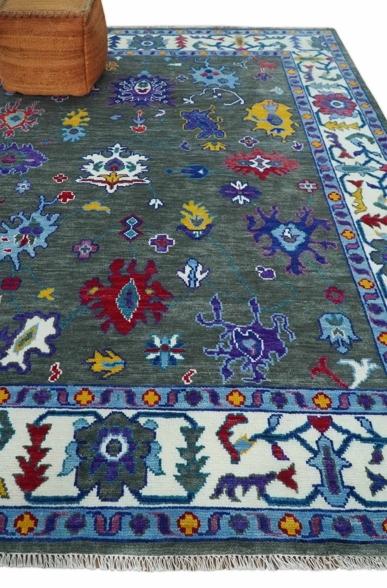 Hand Knotted Charcoal and Ivory Traditional Persian Oushak Wool Rug - Image 3