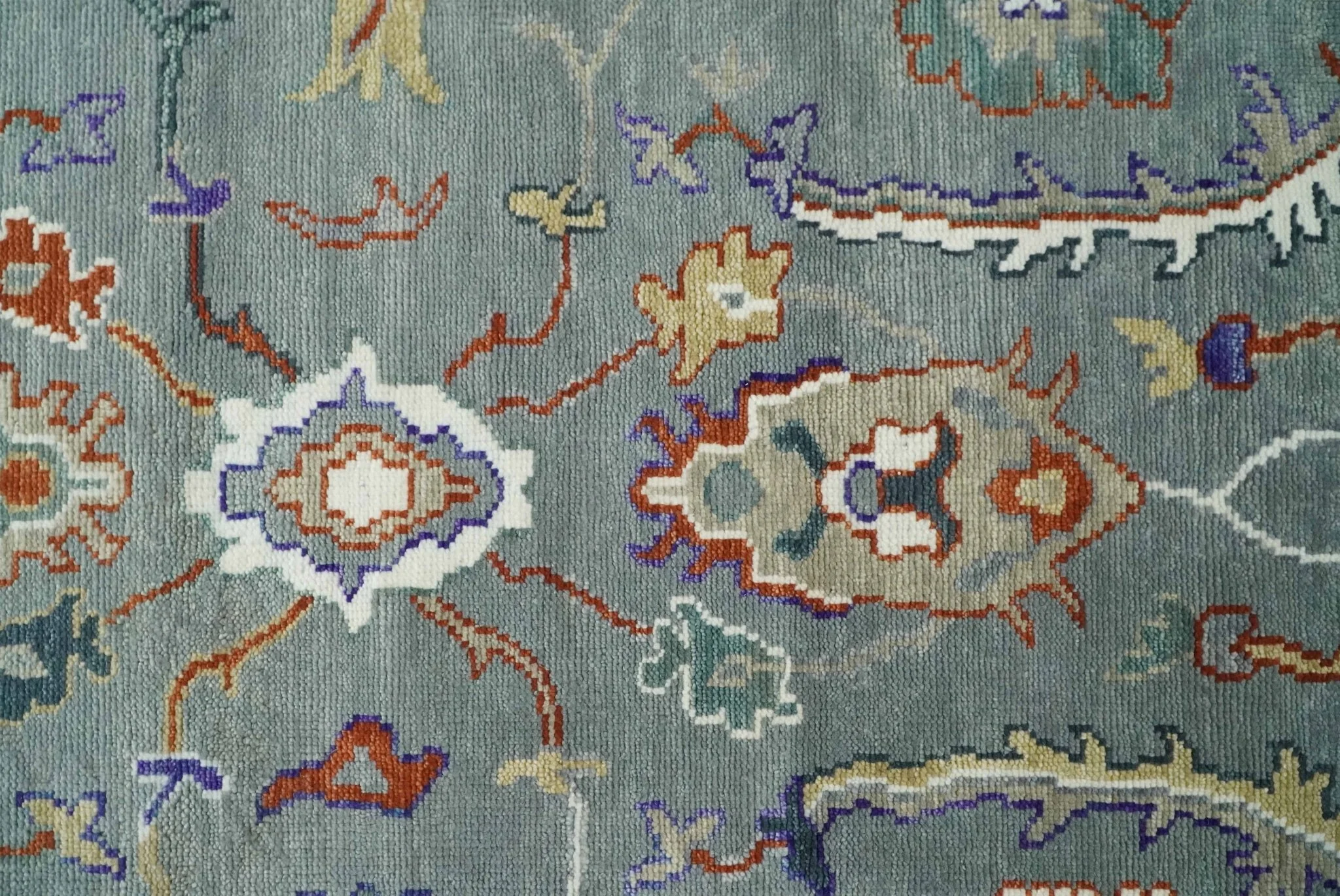 Hand Knotted Gray and Ivory Traditional Oriental Oushak Wool Area Rug - Image 6