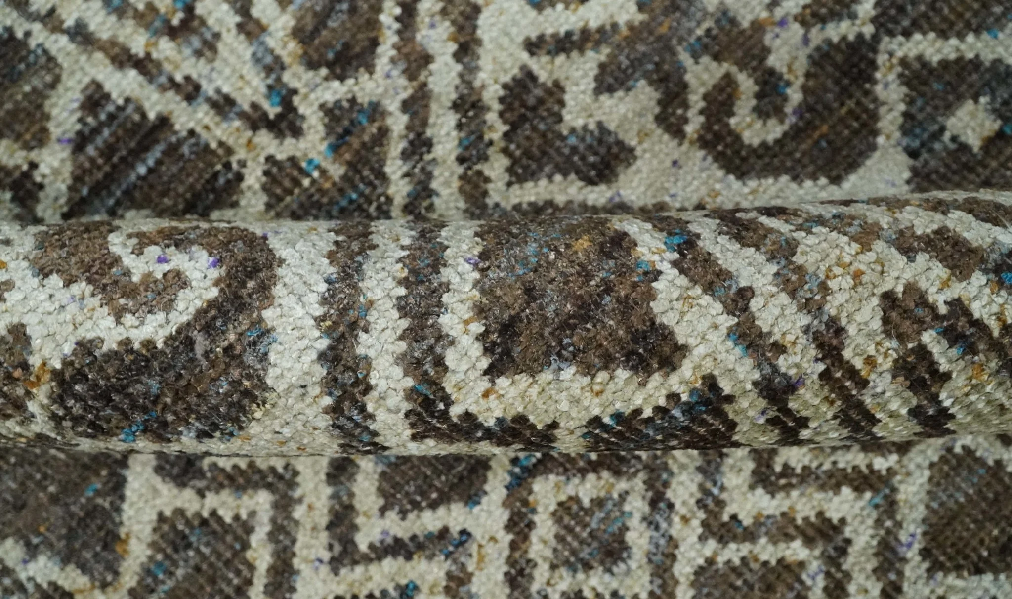 Hand Knotted 5x8 Beige and Brown Modern Persian Contemporary Southwestern Tribal Trellis Recycled Silk Area Rug | OP106 - Image 6