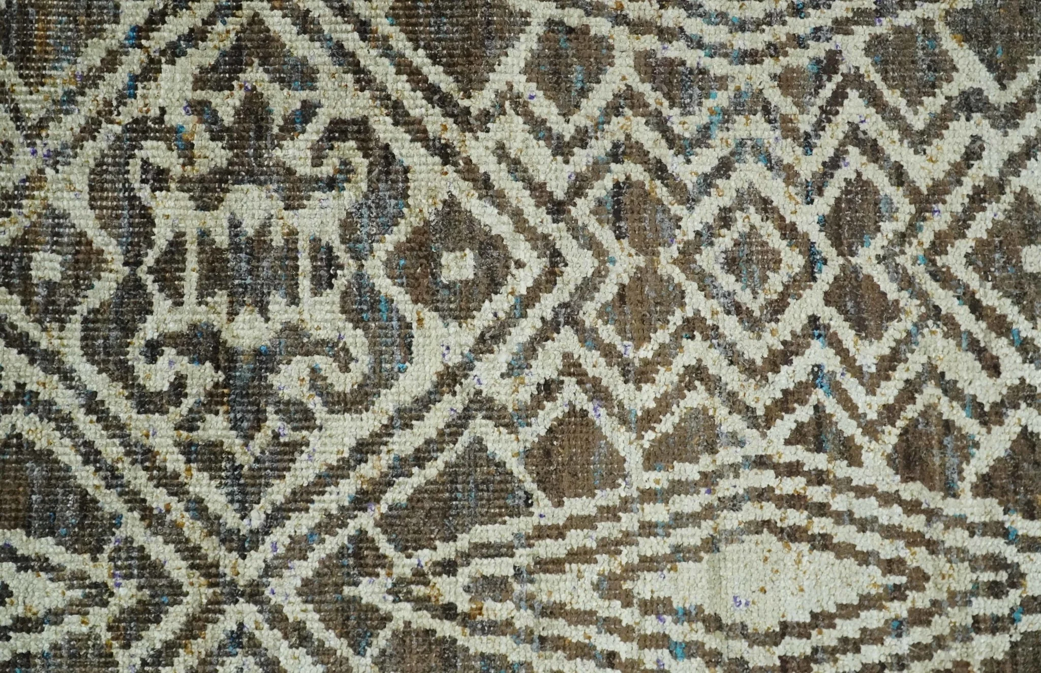 Hand Knotted 5x8 Beige and Brown Modern Persian Contemporary Southwestern Tribal Trellis Recycled Silk Area Rug | OP106 - Image 9