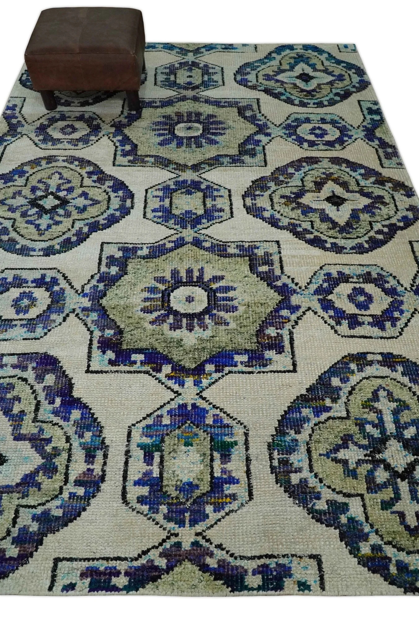 Hand Knotted 5x8 Beige, Violet and Olive Persian made of Recycled Silk Area Rug | OP98 - Image 3