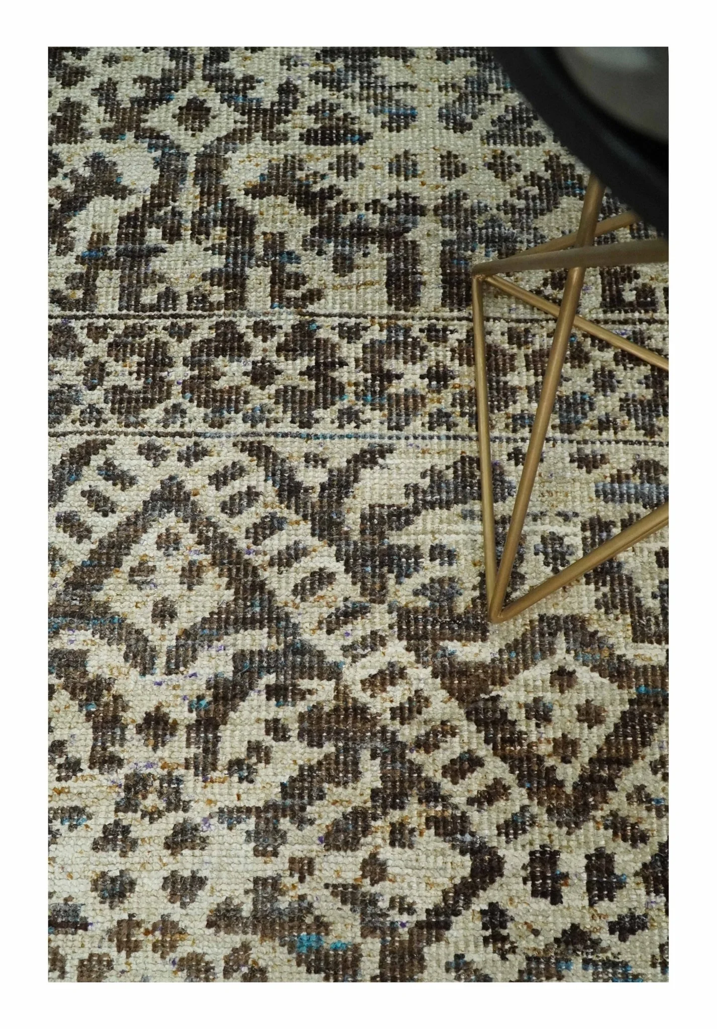 Hand Knotted 5x8 Ivory and Brown Antique Persian Style Contemporary Recycled Silk Area Rug | OP82 - Image 5